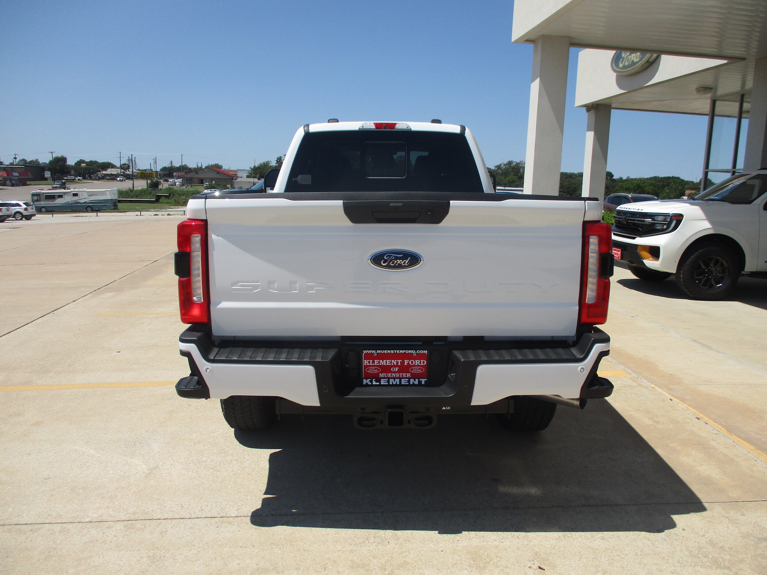 2026 Ford F-250 photo 3