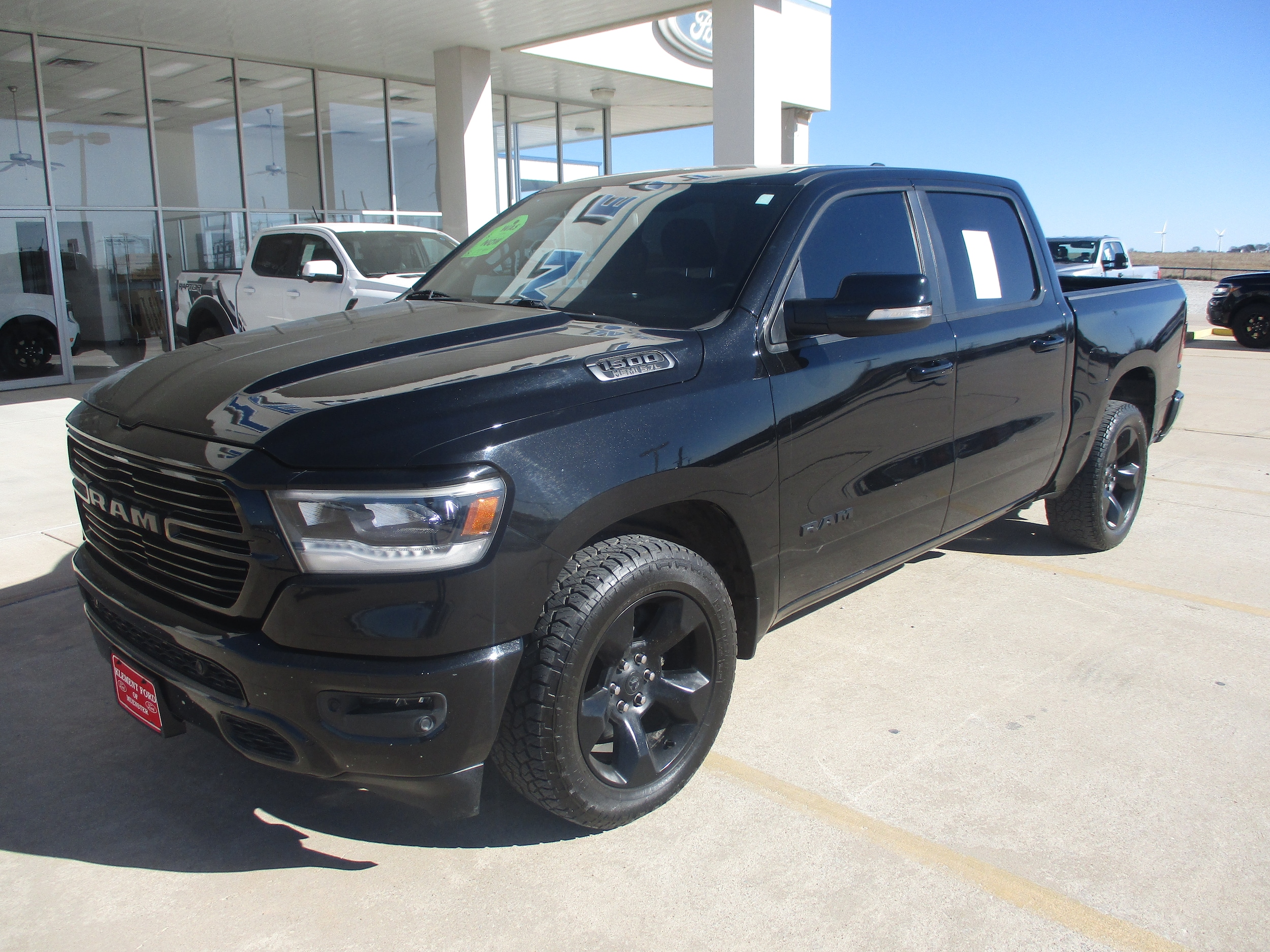 Used 2019 RAM Ram 1500 Pickup Big Horn/Lone Star with VIN 1C6RREFT9KN748111 for sale in Muenster, TX