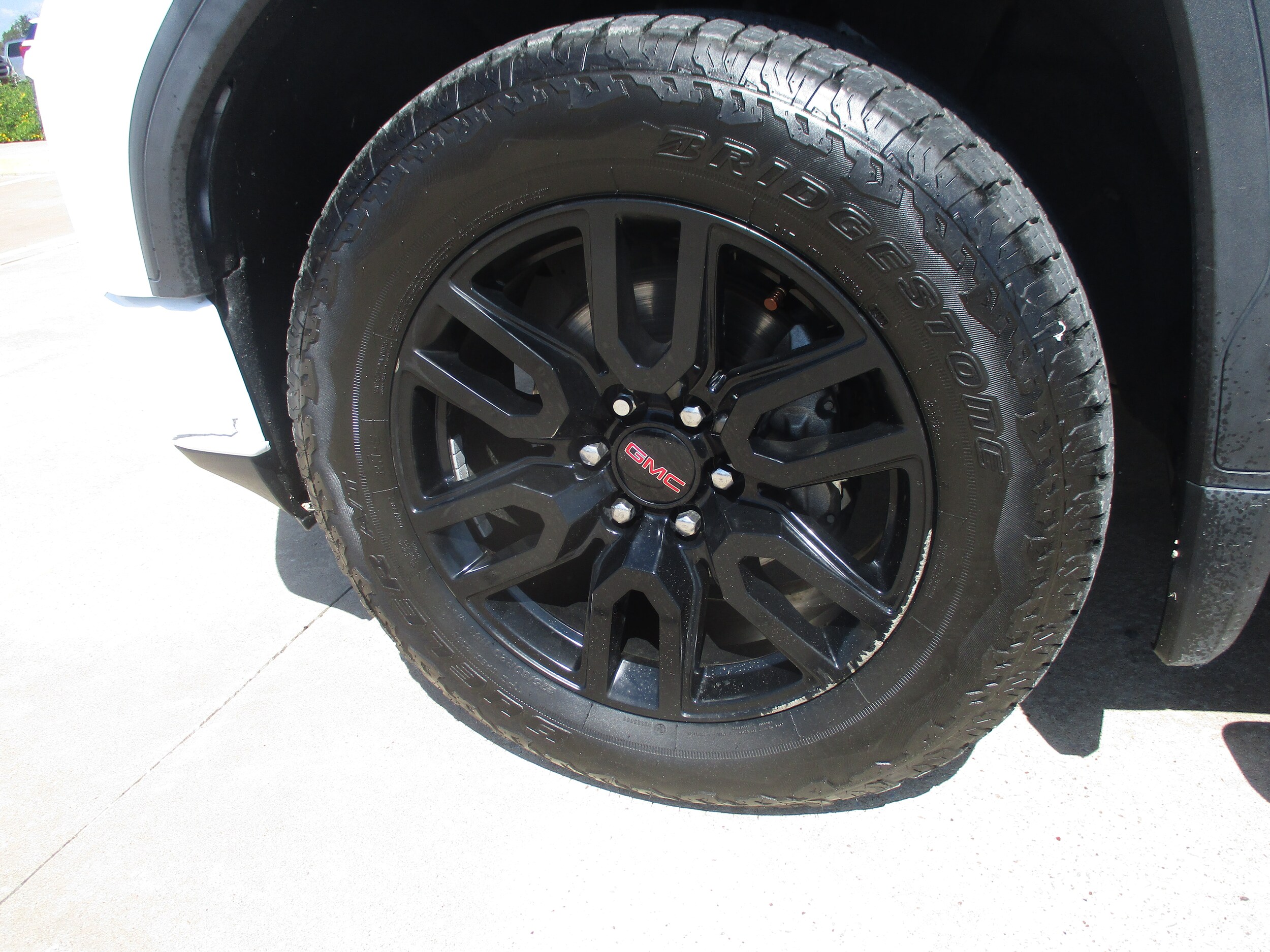 2020 Gmc Sierra 1500 Elevation photo 3