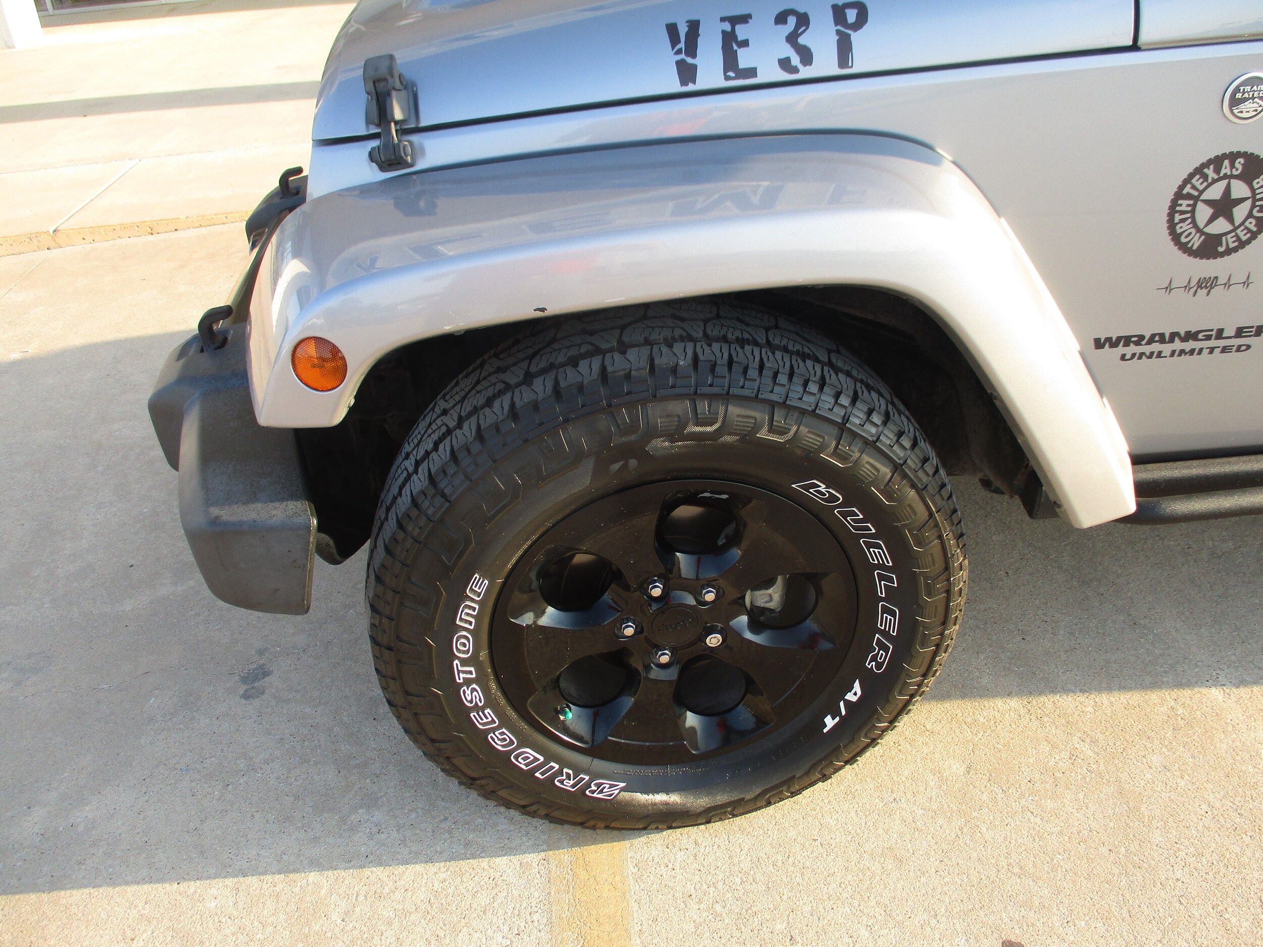 2015 Jeep Wrangler Unlimited Altitude photo 3