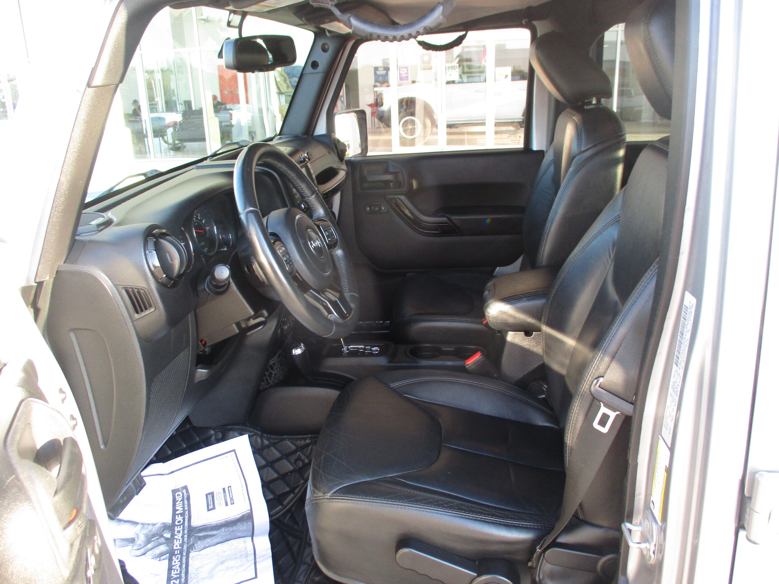 2015 Jeep Wrangler Unlimited Altitude photo 4