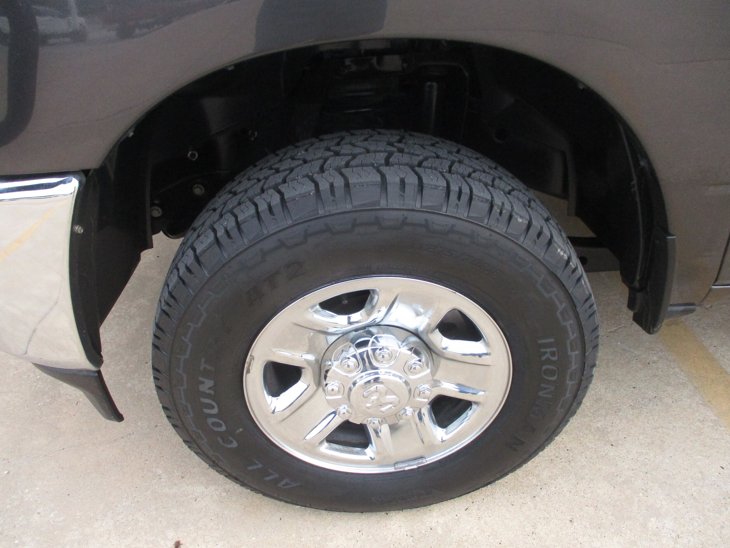 2022 Ram 2500 Tradesman photo 3