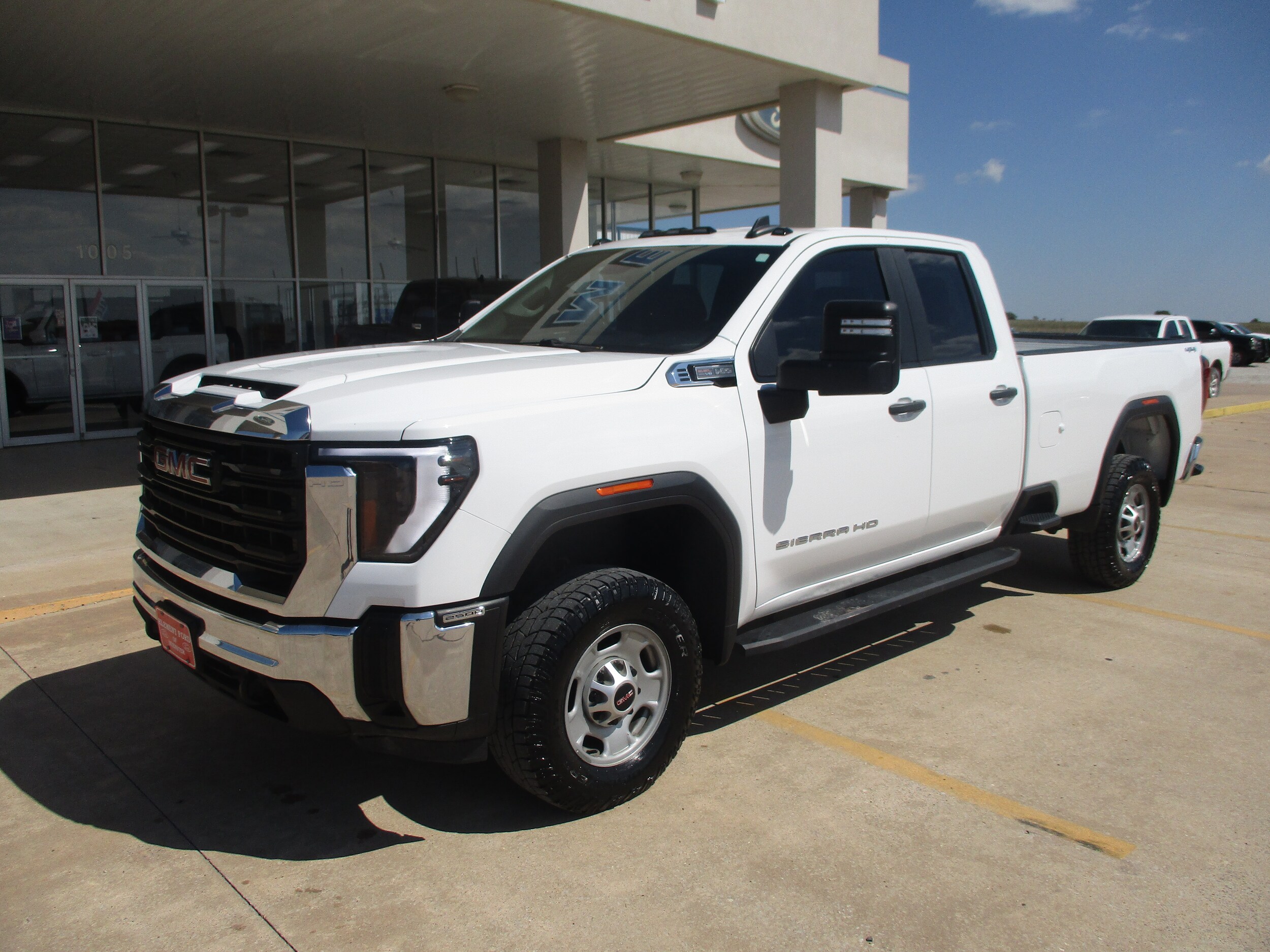 2024 Gmc Sierra Pro photo 2