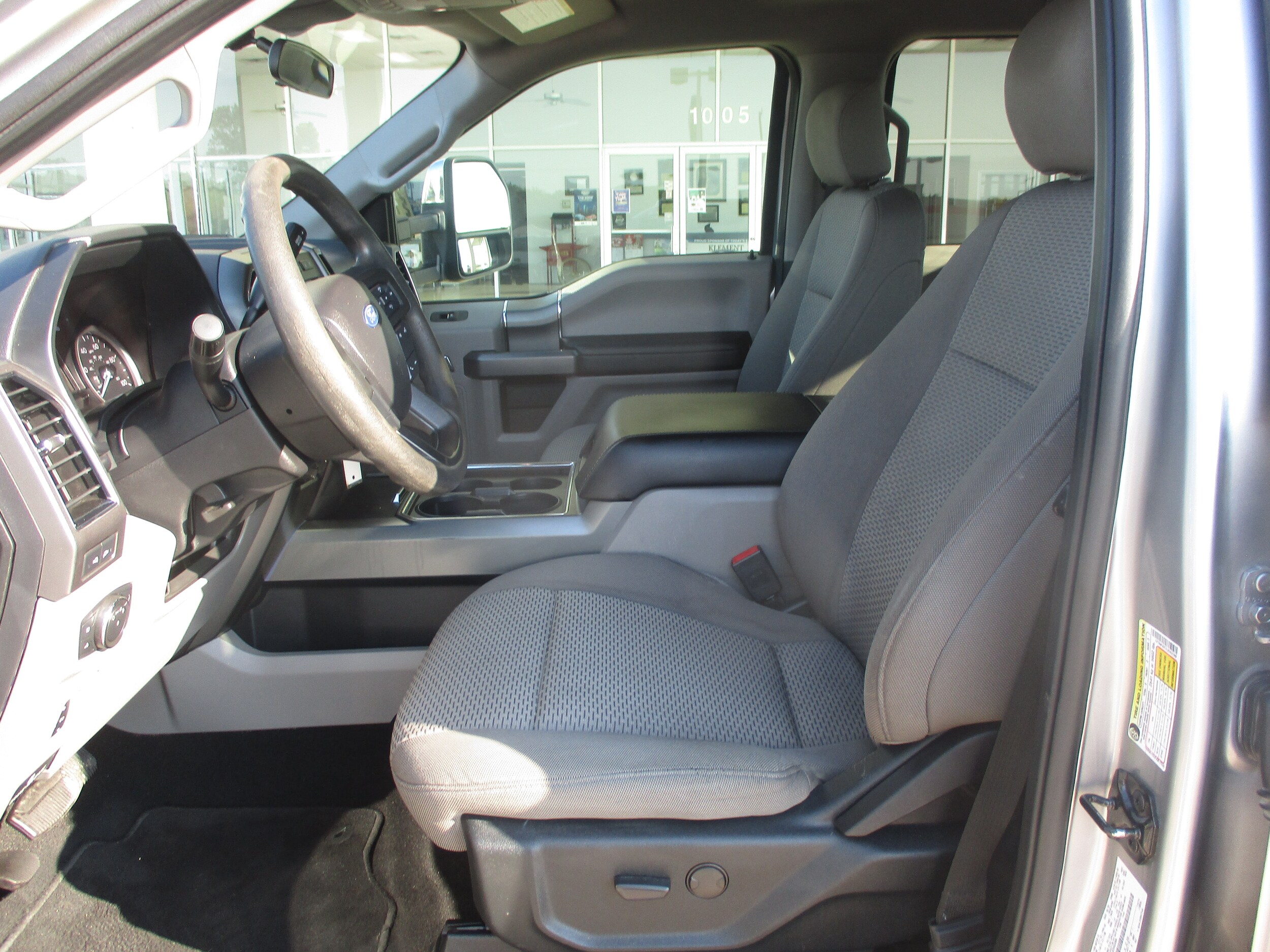 2020 Ford F-350 XLT photo 4