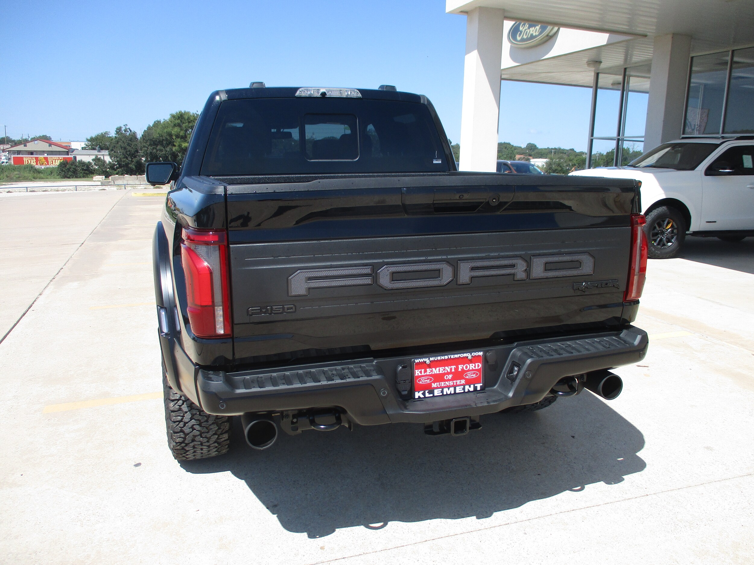 2025 Ford F-150 Raptor photo 3