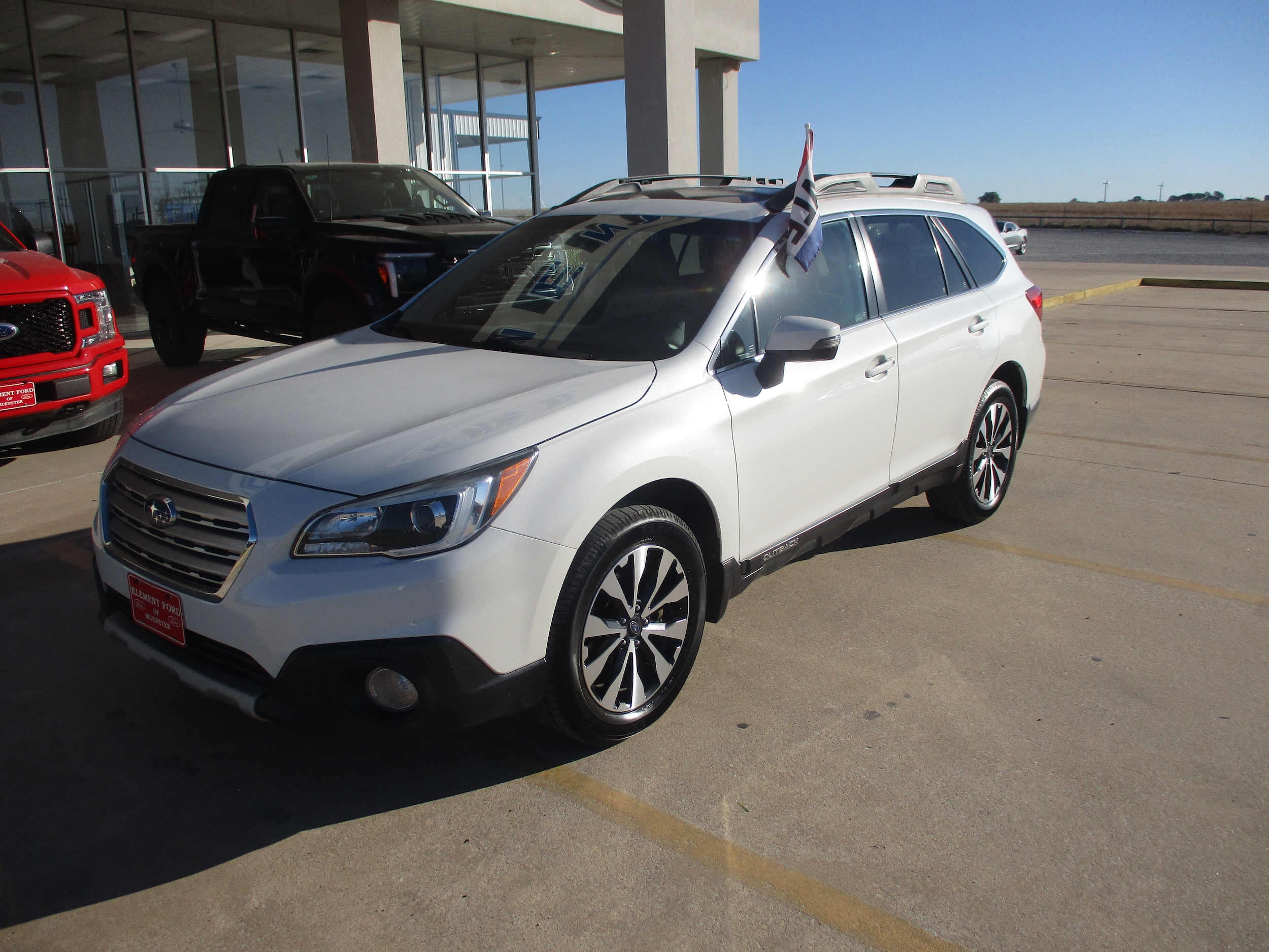 Used 2017 Subaru Outback Limited with VIN 4S4BSANCXH3339446 for sale in Muenster, TX