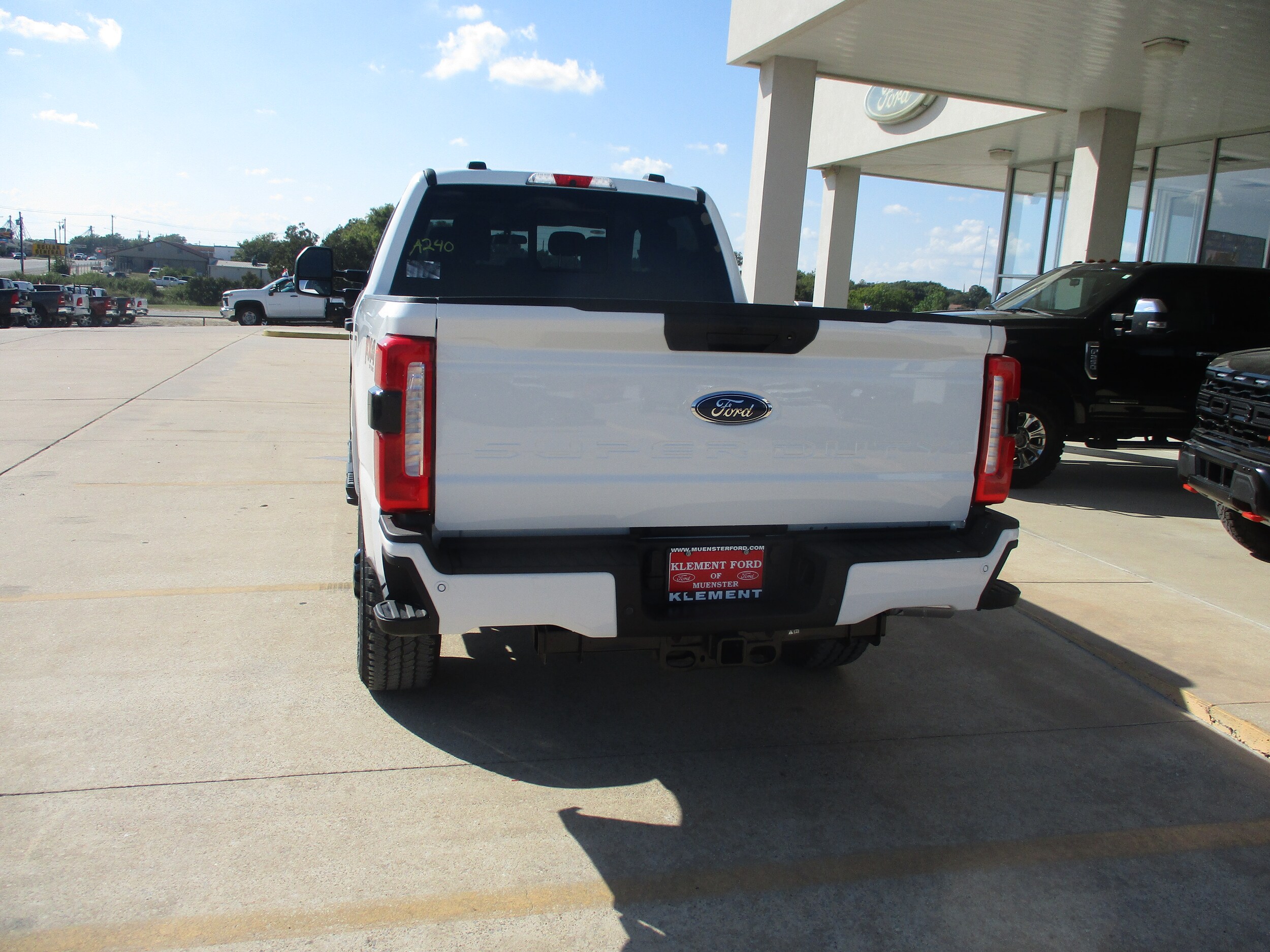 2026 Ford F-250 photo 2