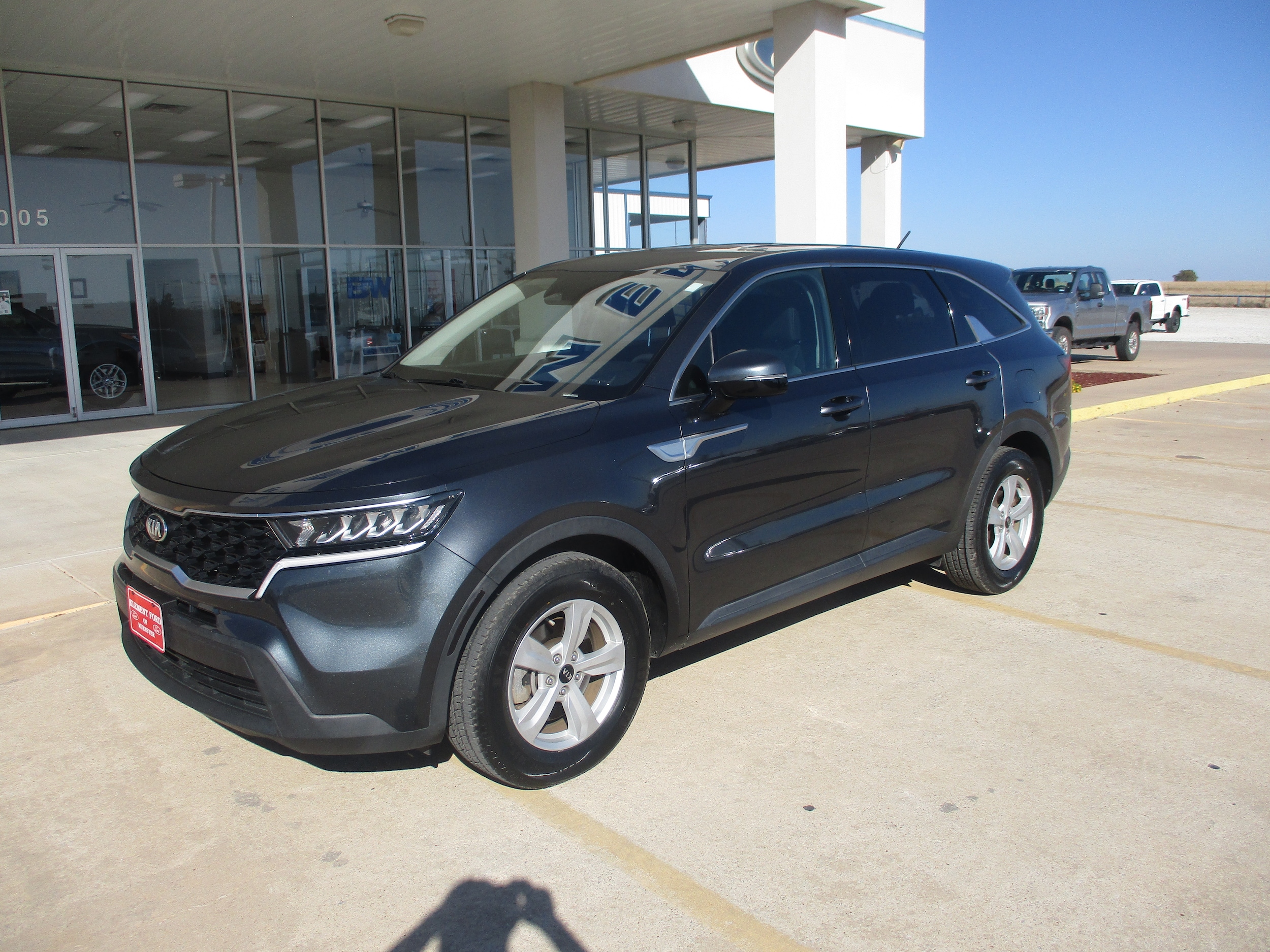 Used 2021 Kia Sorento LX with VIN 5XYRG4LC9MG028945 for sale in Muenster, TX