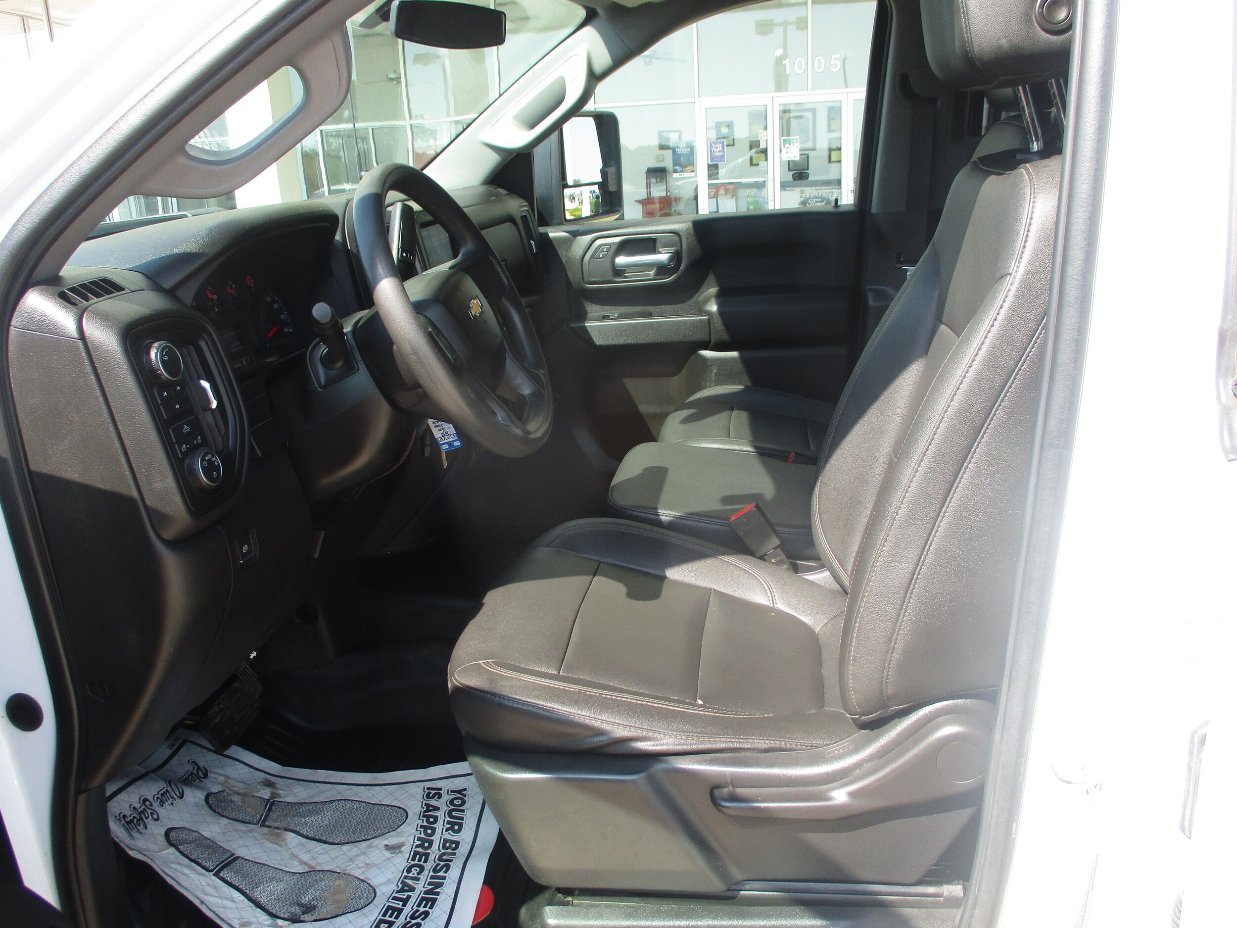 2022 Chevrolet Silverado Work Truck photo 4