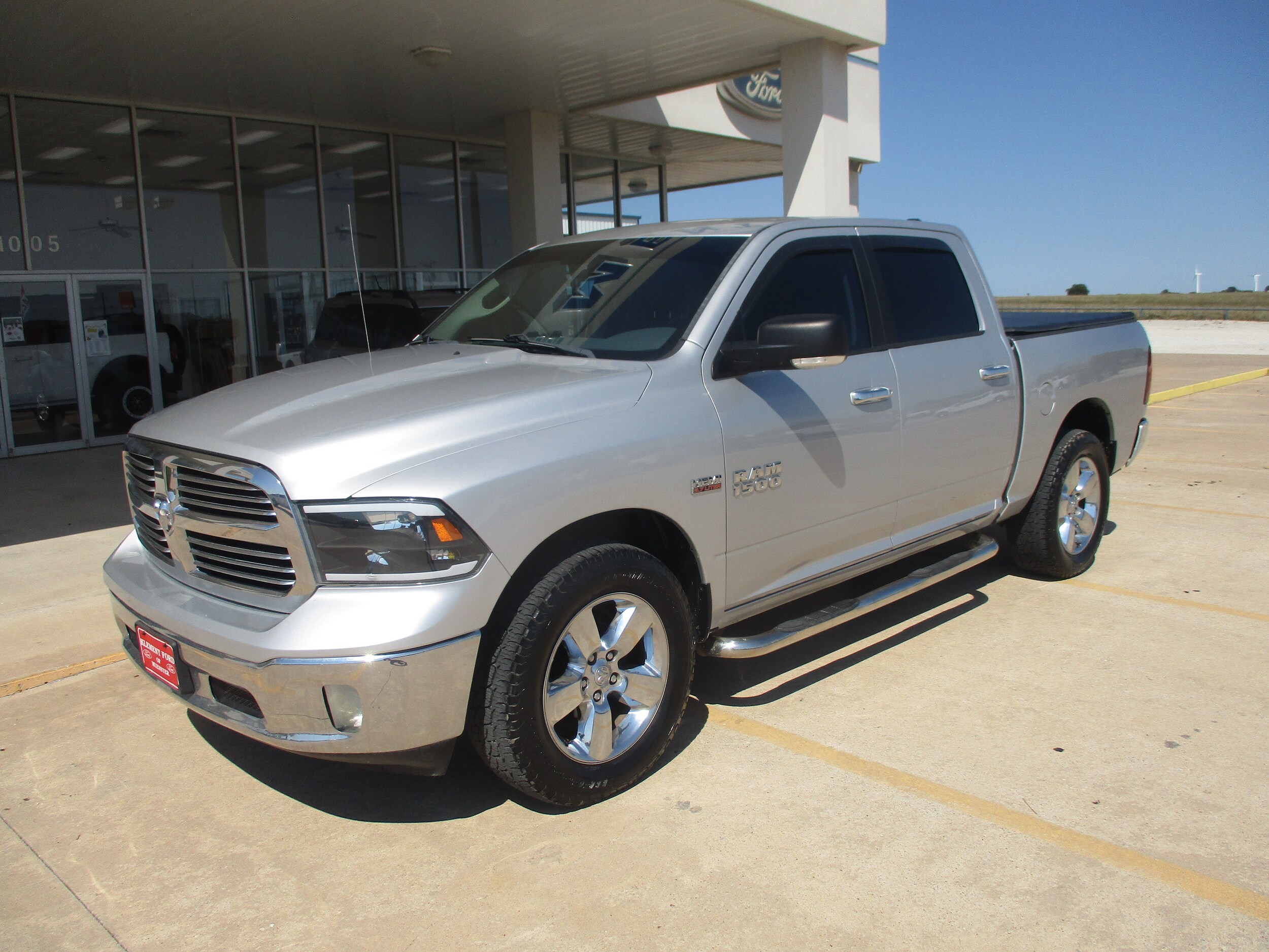 2014 Ram 1500 Big Horn photo 2