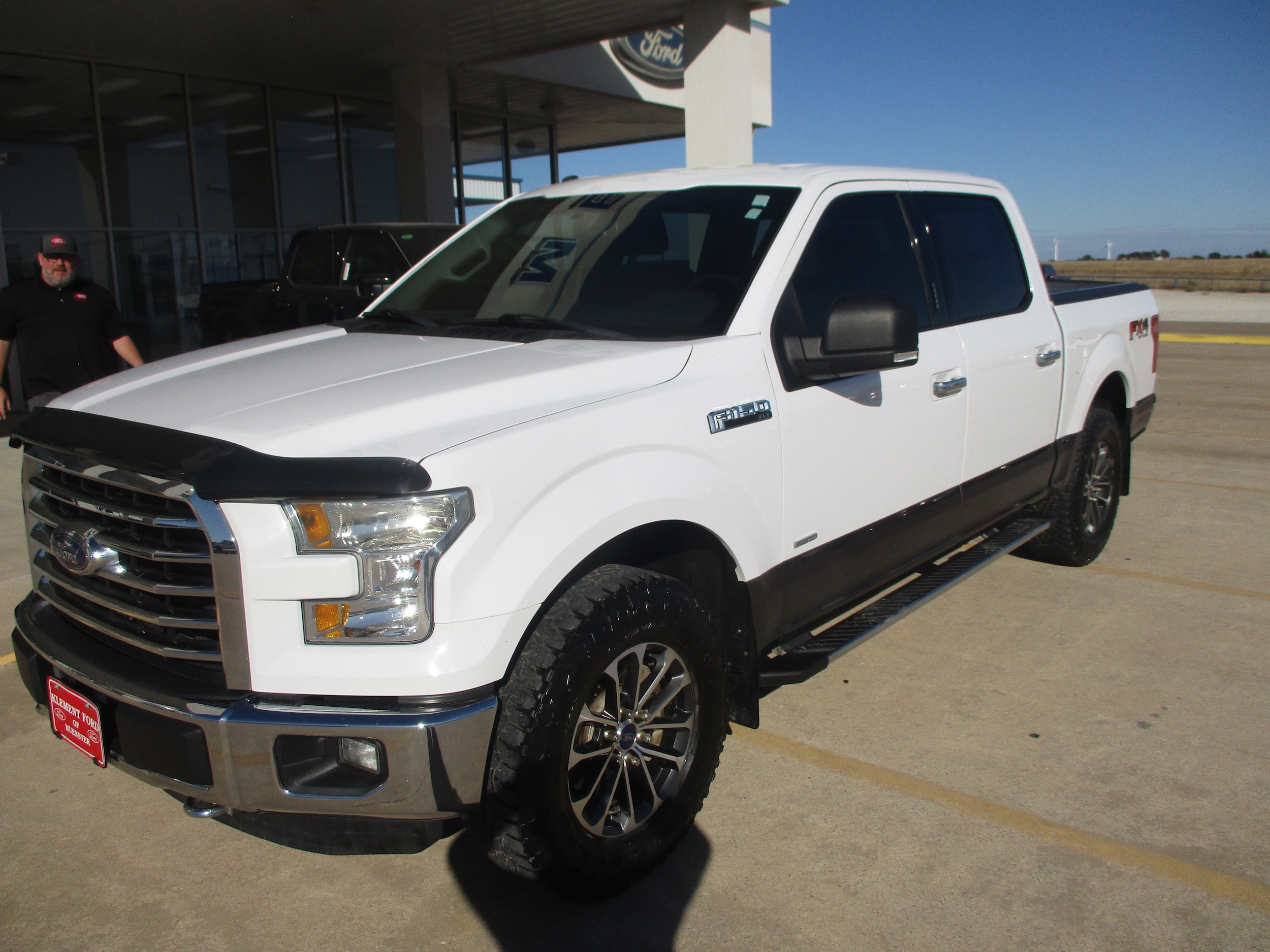 Used 2015 Ford F-150 XLT with VIN 1FTEW1EG6FKE72457 for sale in Muenster, TX