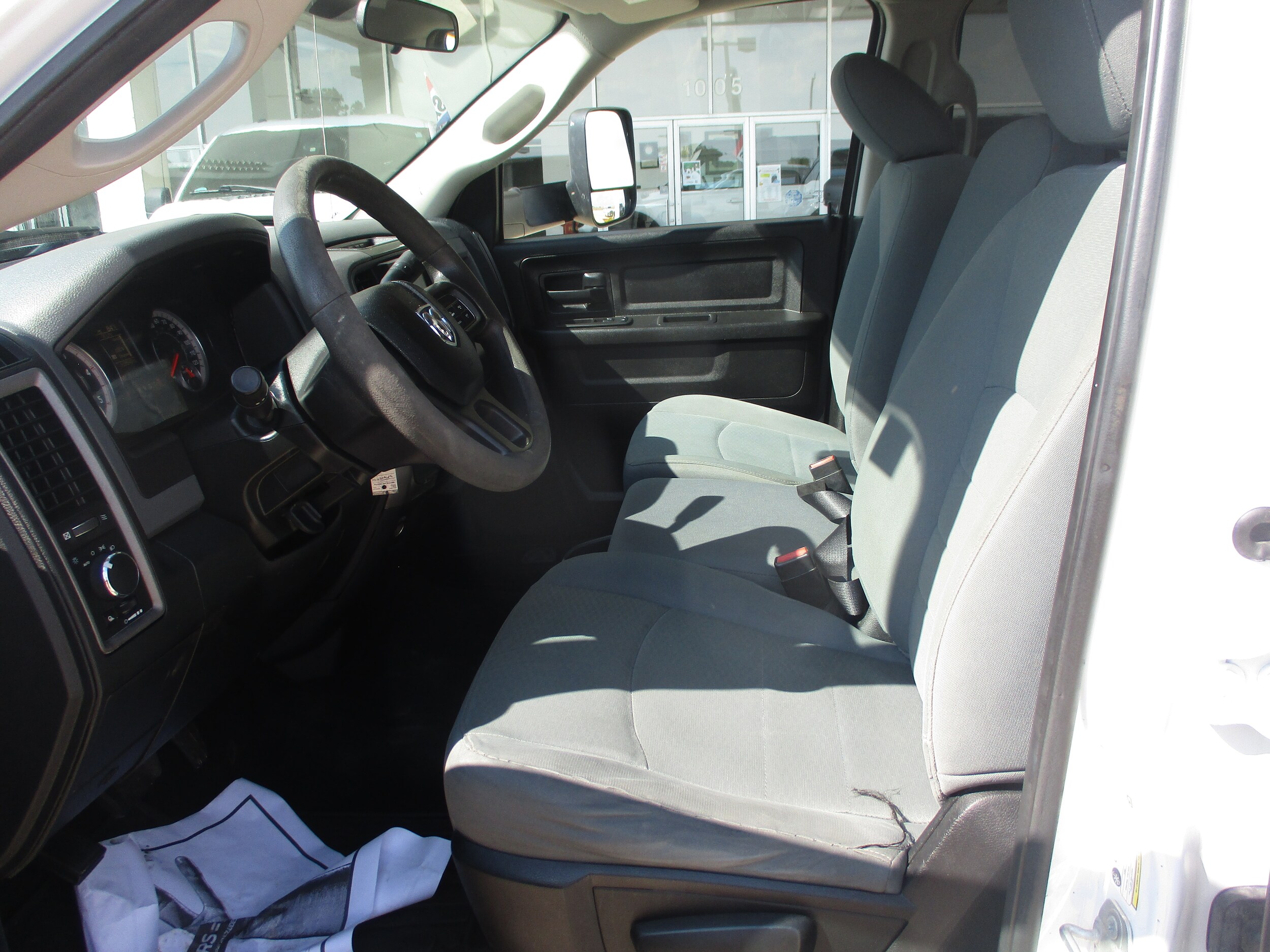 2018 Ram 2500 Tradesman photo 4