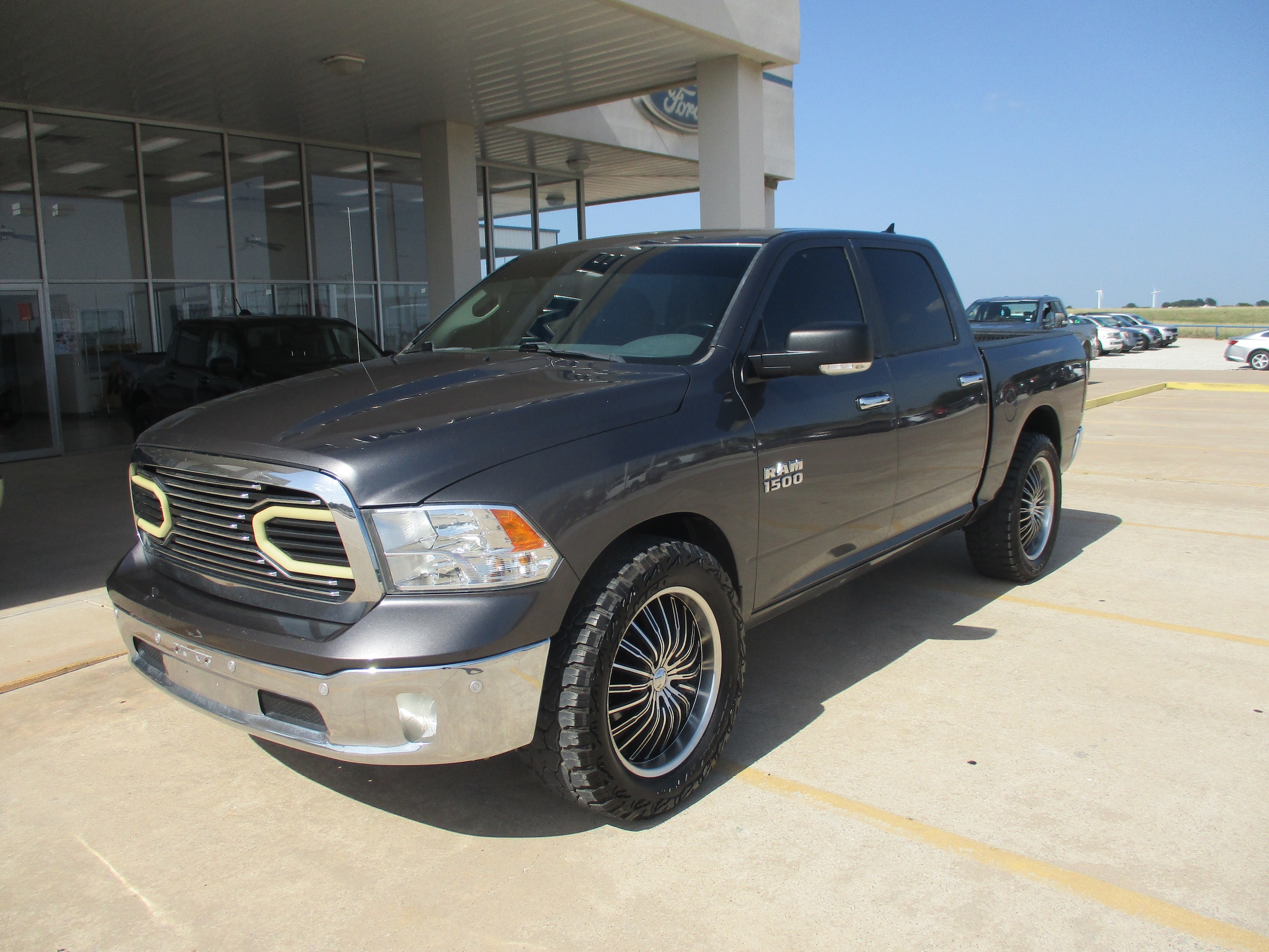 Used 2017 RAM Ram 1500 Pickup Big Horn with VIN 1C6RR7LG6HS517213 for sale in Muenster, TX