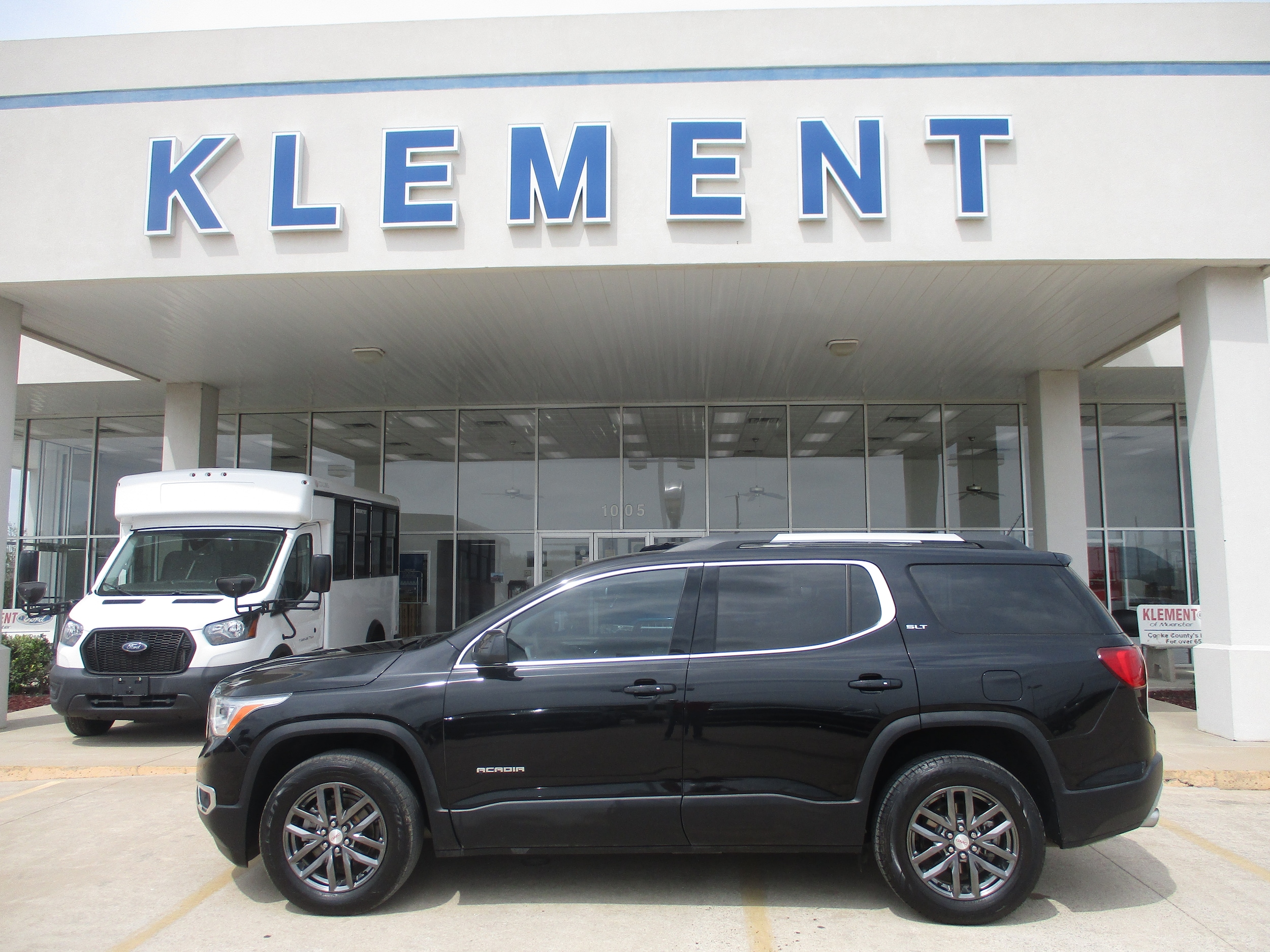 2017 GMC Acadia SLT-1