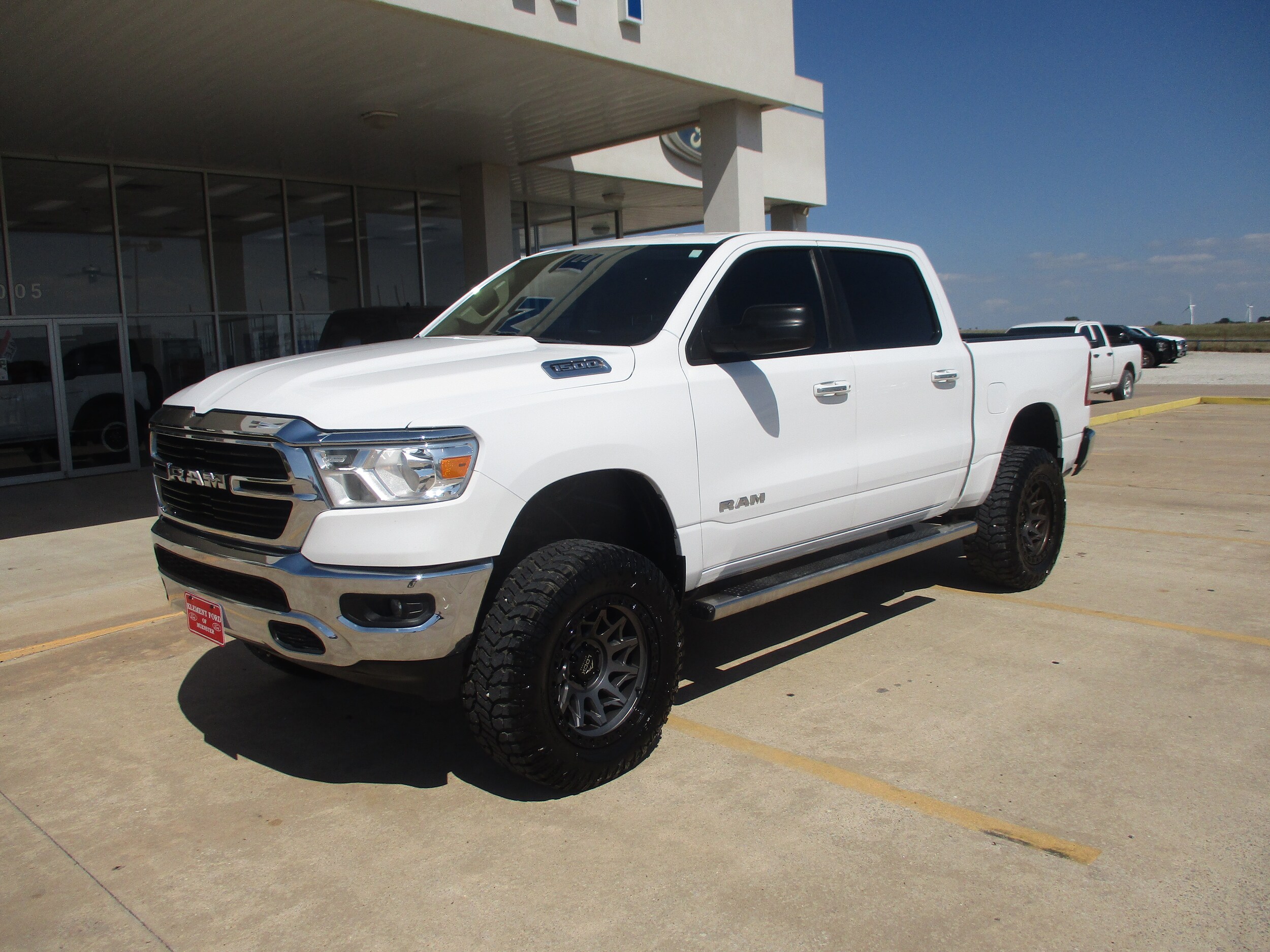 2019 Ram 1500 Big Horn photo 2
