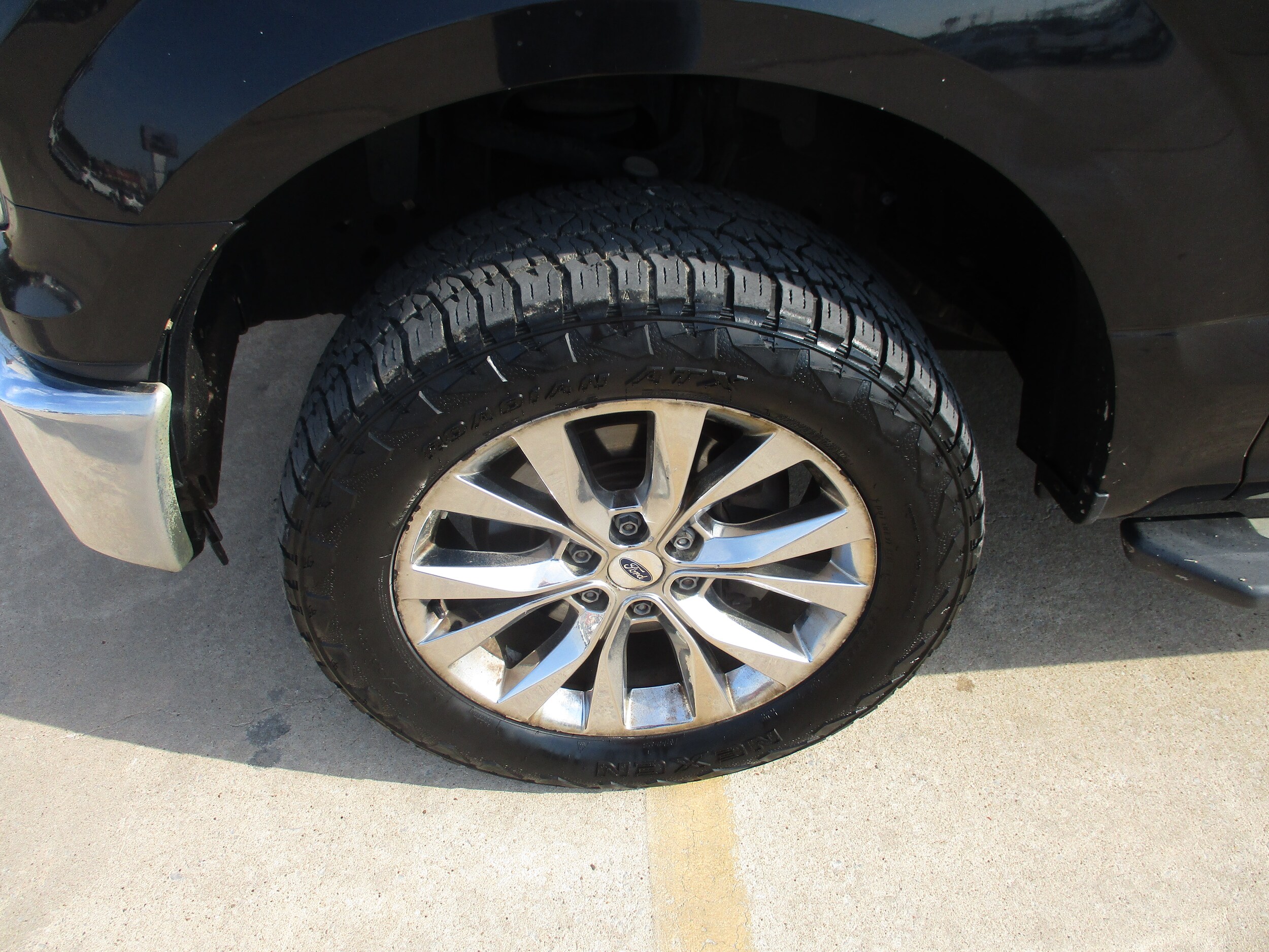 2015 Ford F-150 XLT photo 3