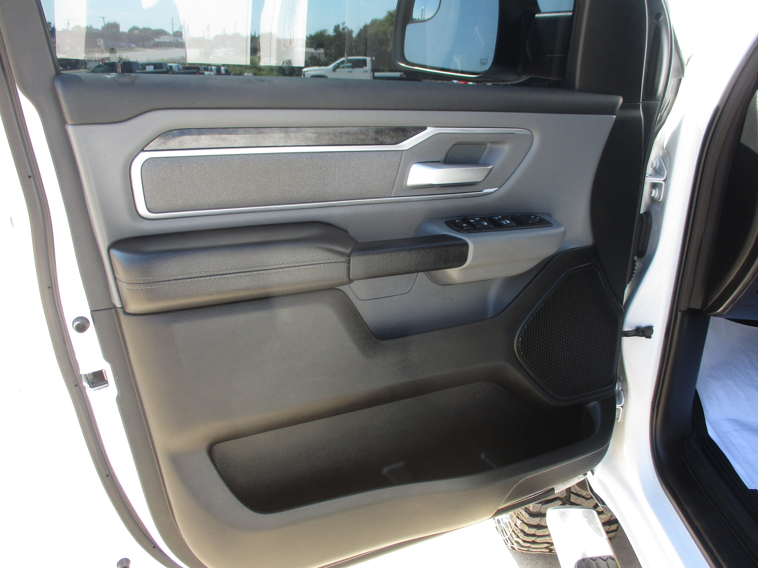 2019 Ram 1500 Big Horn photo 4