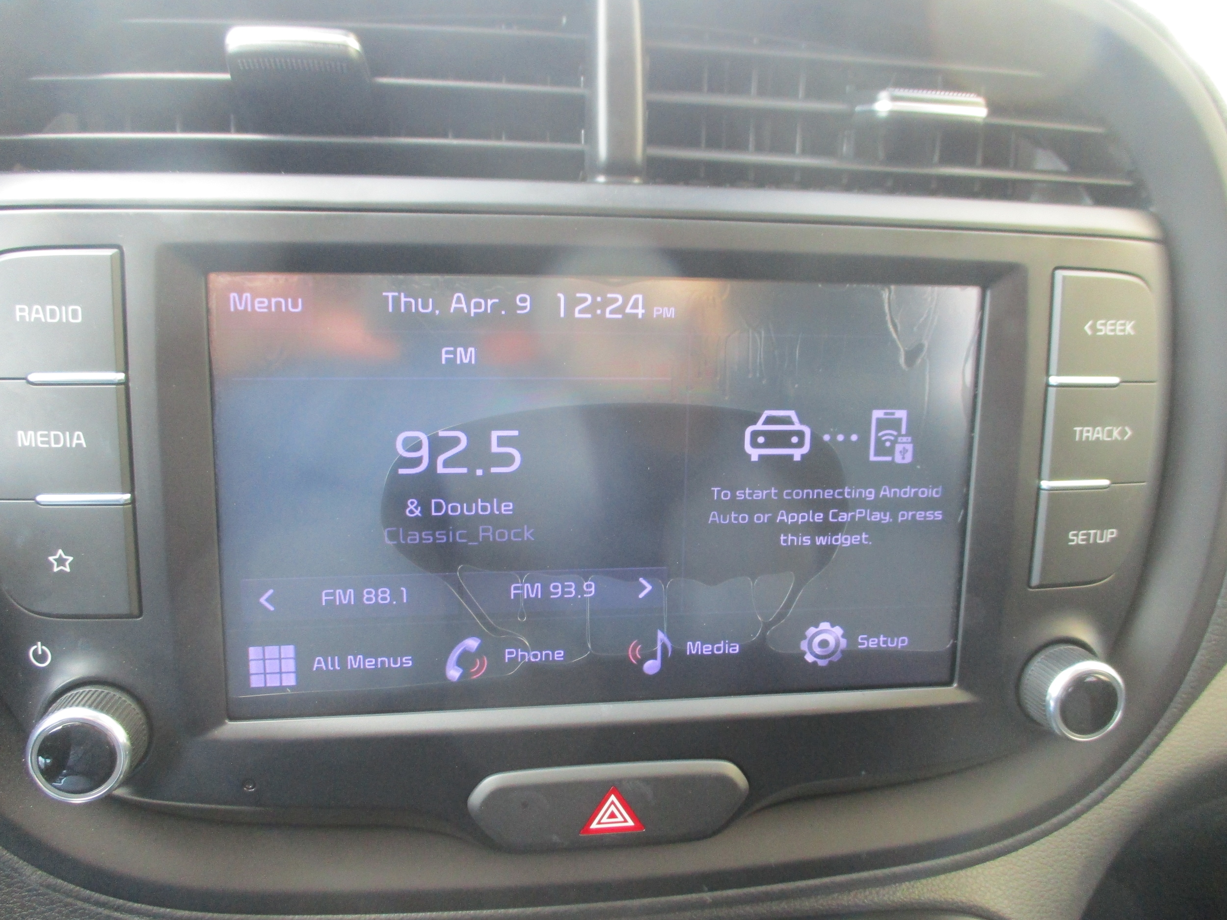 2023 Kia Soul LX - Photo 12