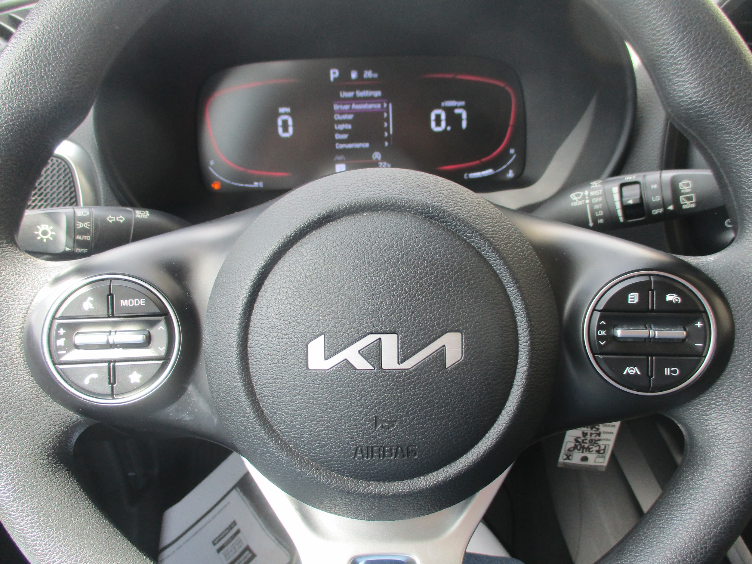 2023 Kia Soul LX - Photo 14