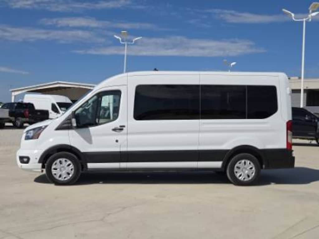 Used 2025 Ford Transit Passeng XLT