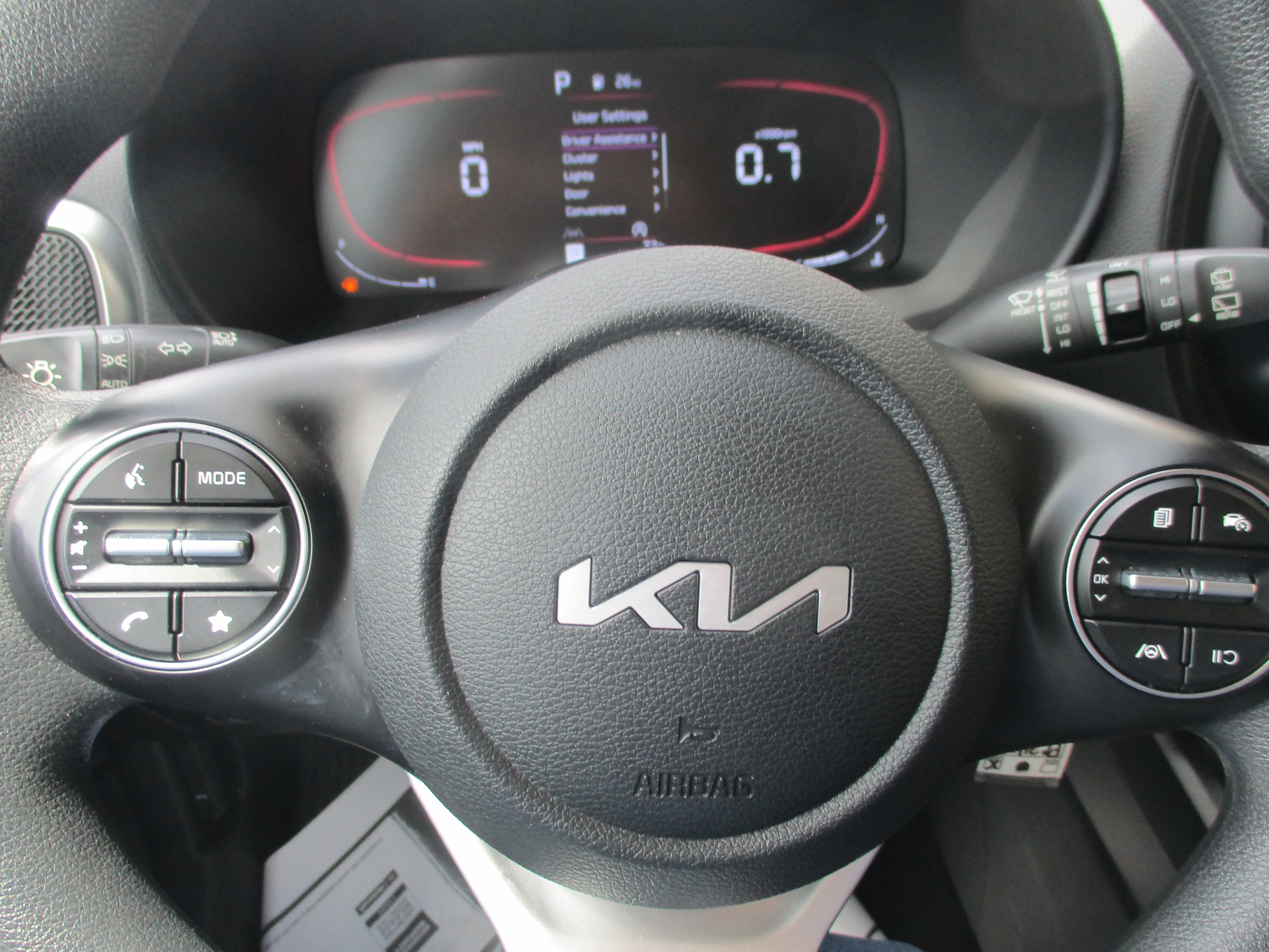 2023 Kia Soul LX - Photo 18