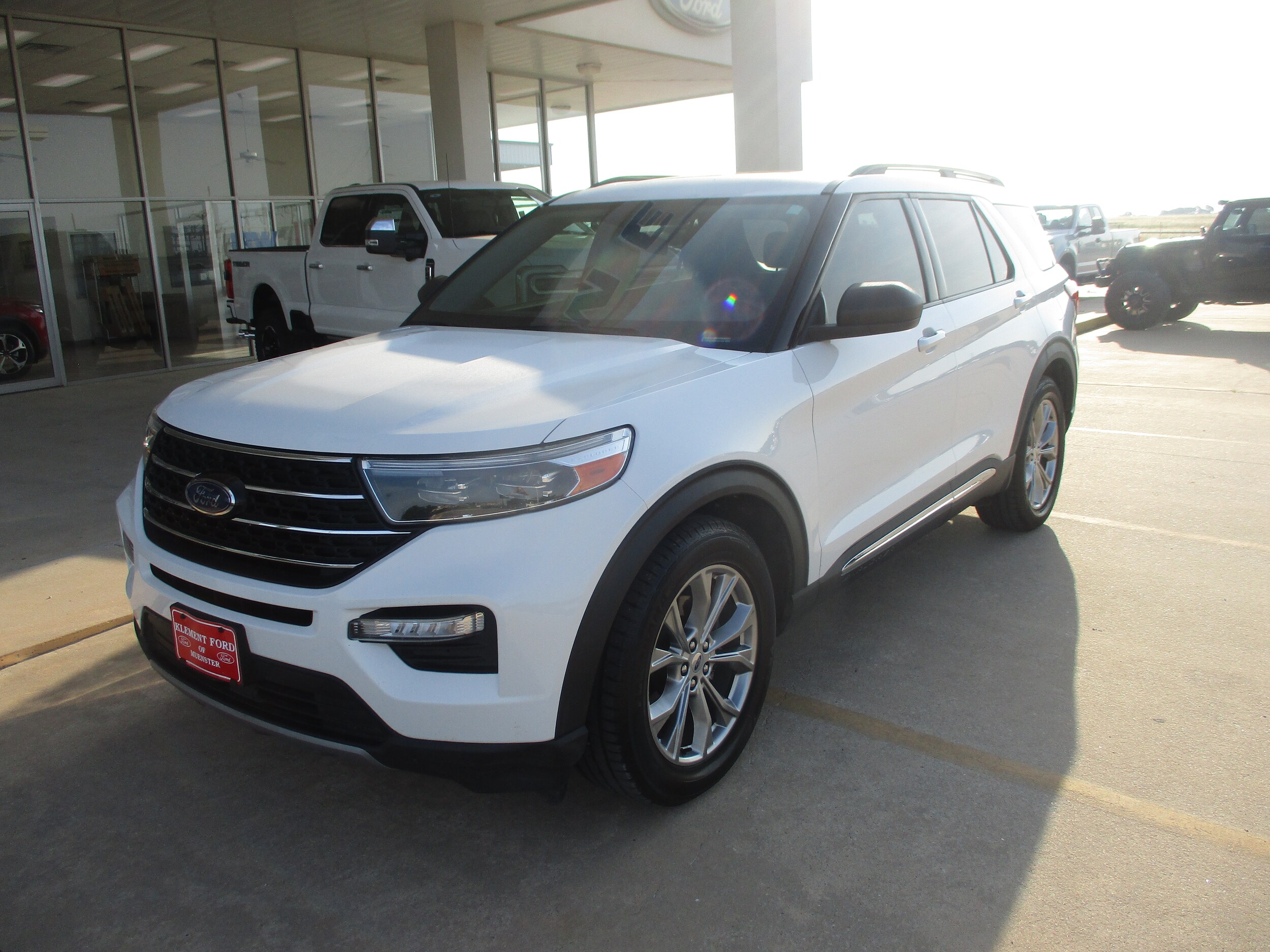 Used 2021 Ford Explorer XLT with VIN 1FMSK7DH5MGB31624 for sale in Muenster, TX