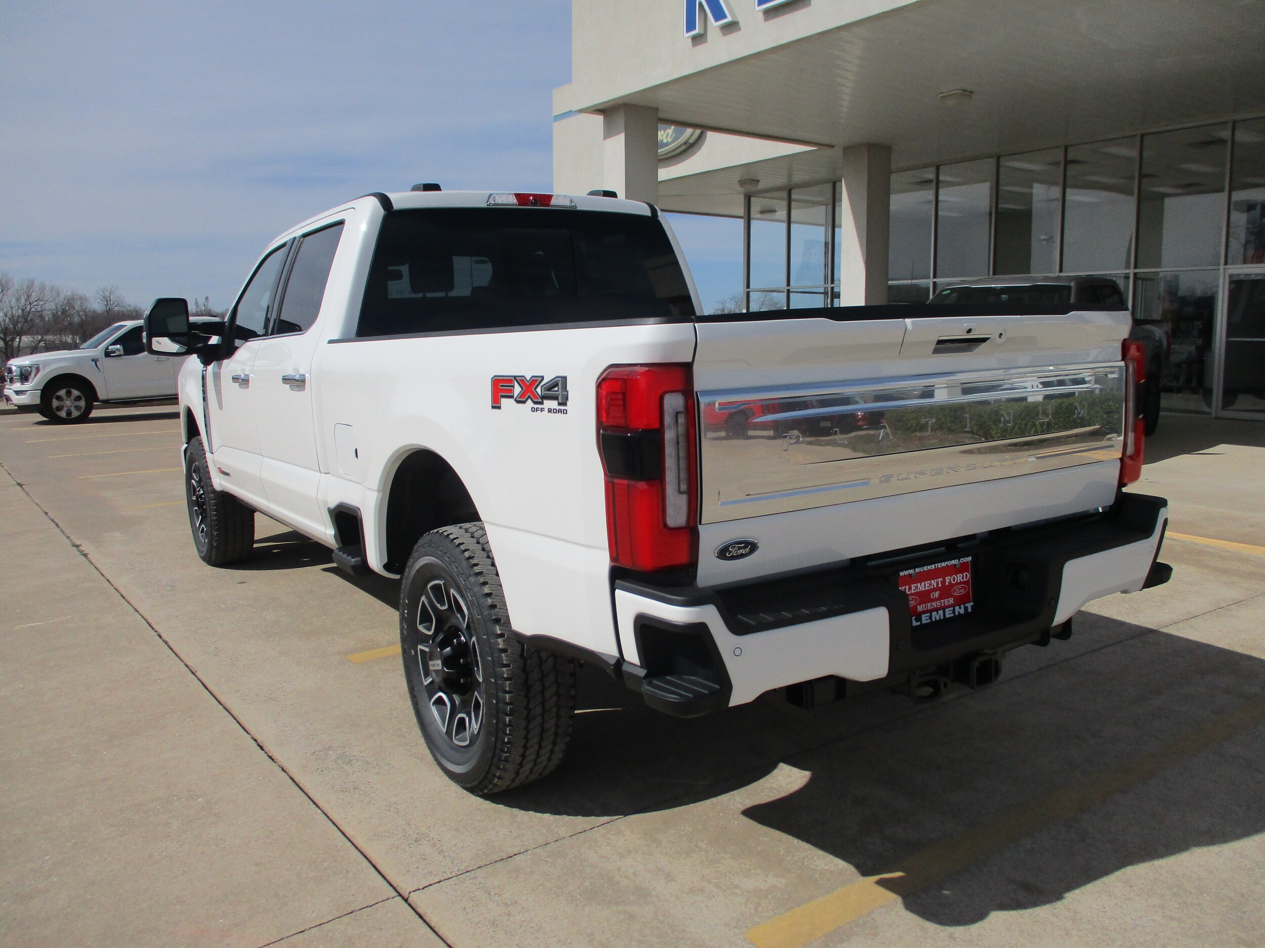 2024 Ford F-250 Platinum photo 4