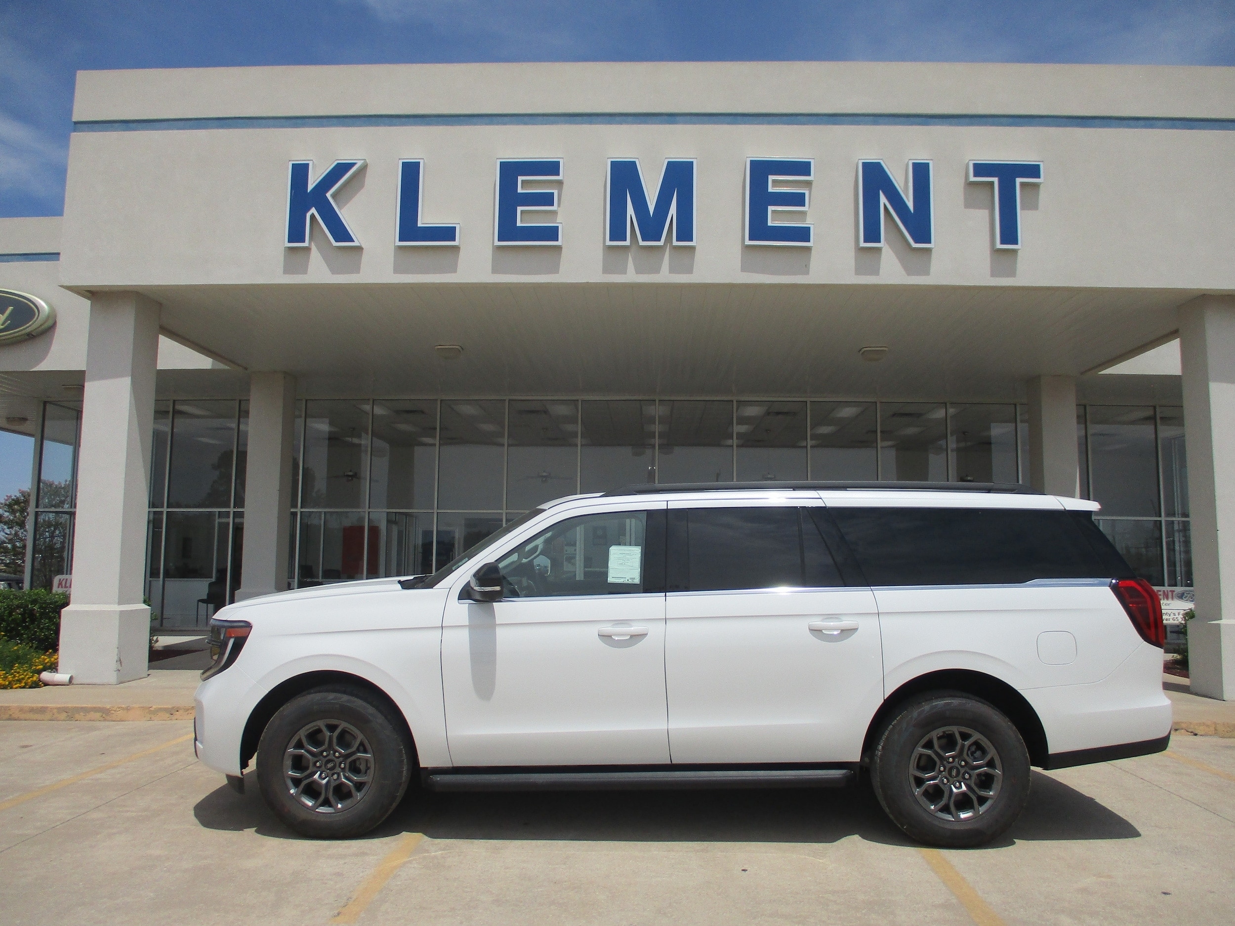 2027 Ford Expedition Max 