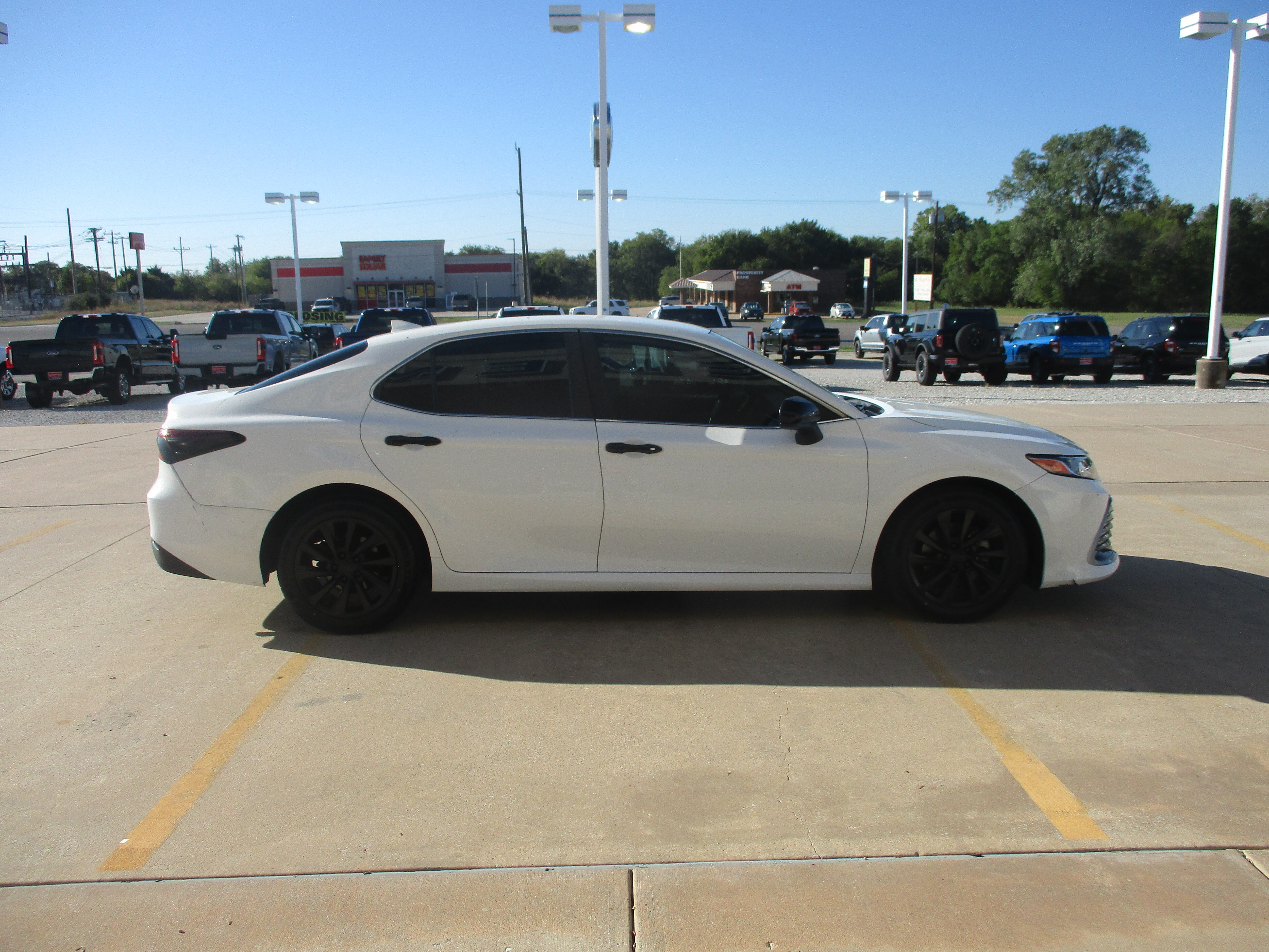 Used 2023 Toyota Camry LE