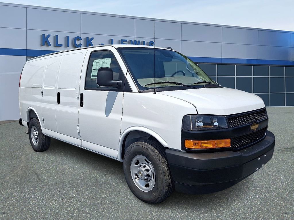 2025 Chevrolet Express Cargo Work Van's photo