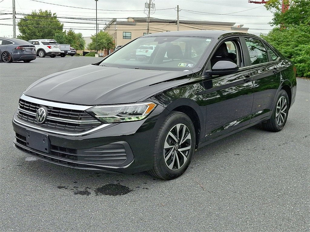 2024 Volkswagen Jetta S photo 3