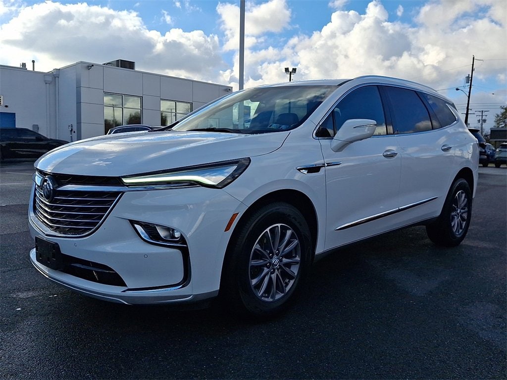 Used 2024 Buick Enclave Premium SUV