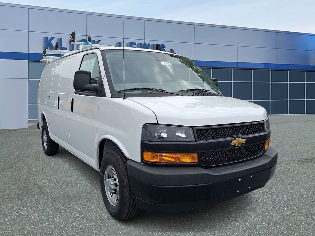 2025 Chevrolet Express Cargo Work Van's photo