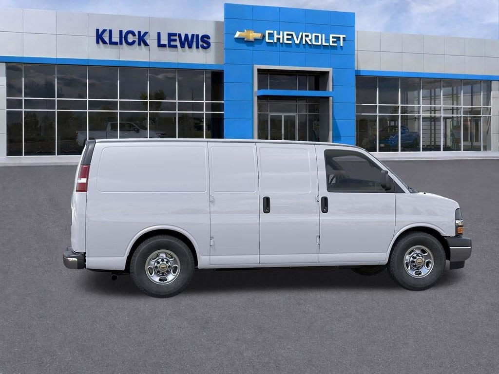 2026 Chevrolet Express Cargo Work Van - Photo 5