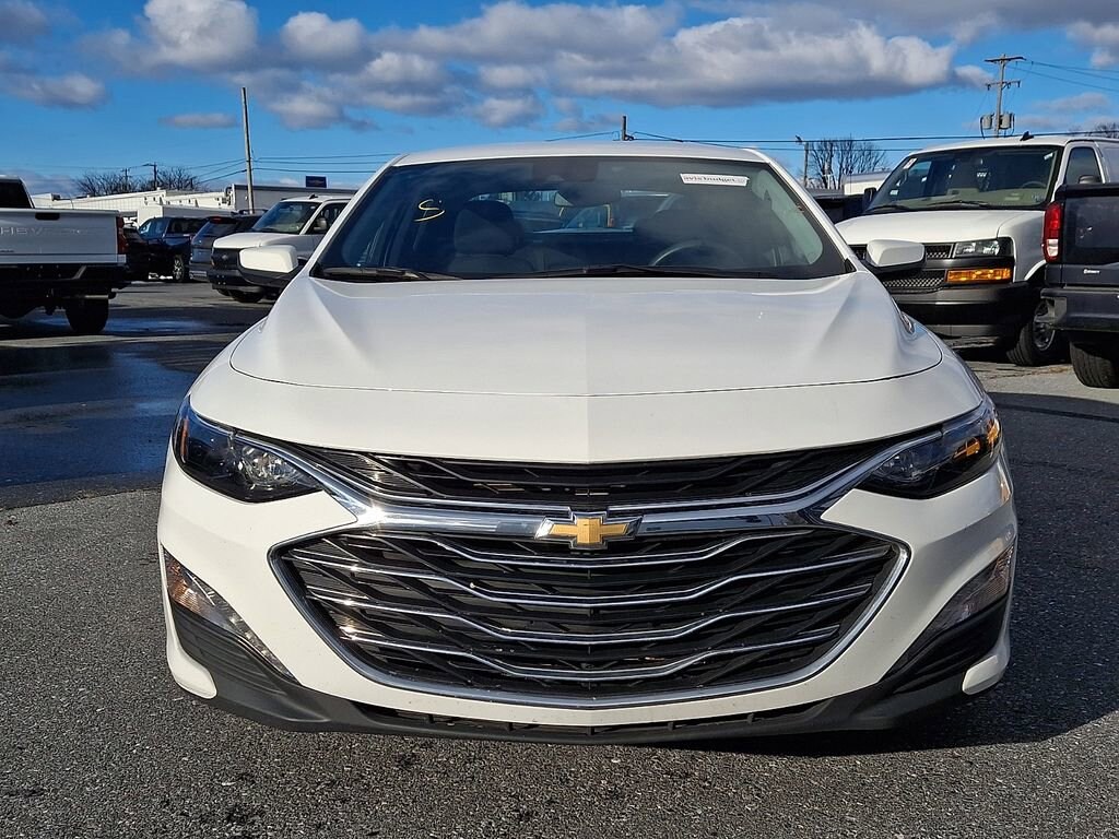 Used 2024 Chevrolet Malibu 1LT Sedan