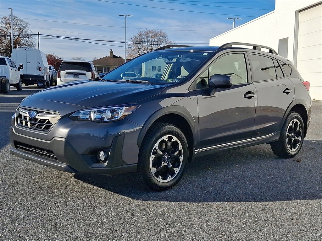 2023 Subaru Crosstrek Premium photo 2