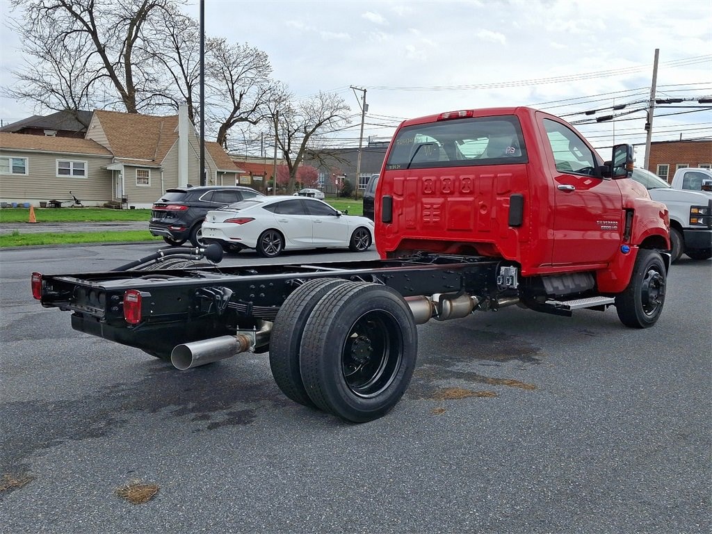 New 2024 Chevrolet Silverado 5500 HD LT Truck