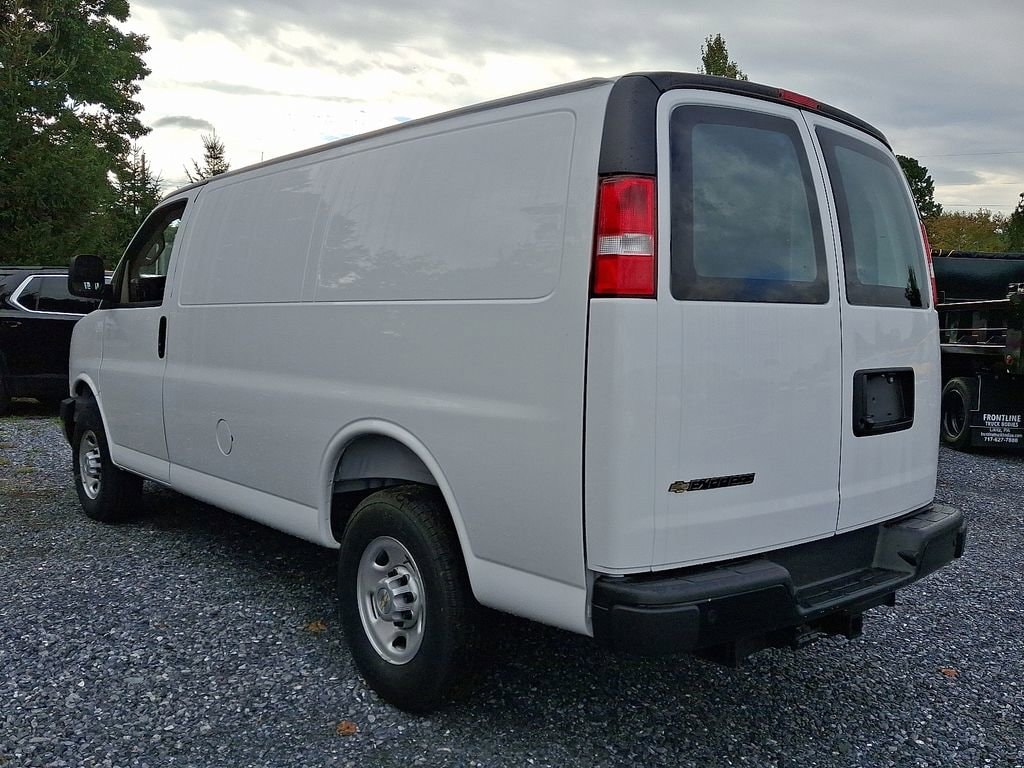 New 2025 Chevrolet Express Cargo 3500 WT Van