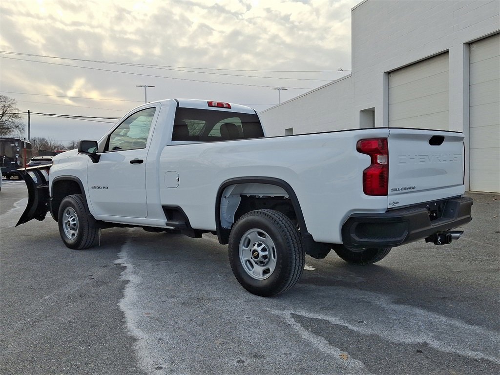 2025 Chevrolet Silverado 2500HD photo 3