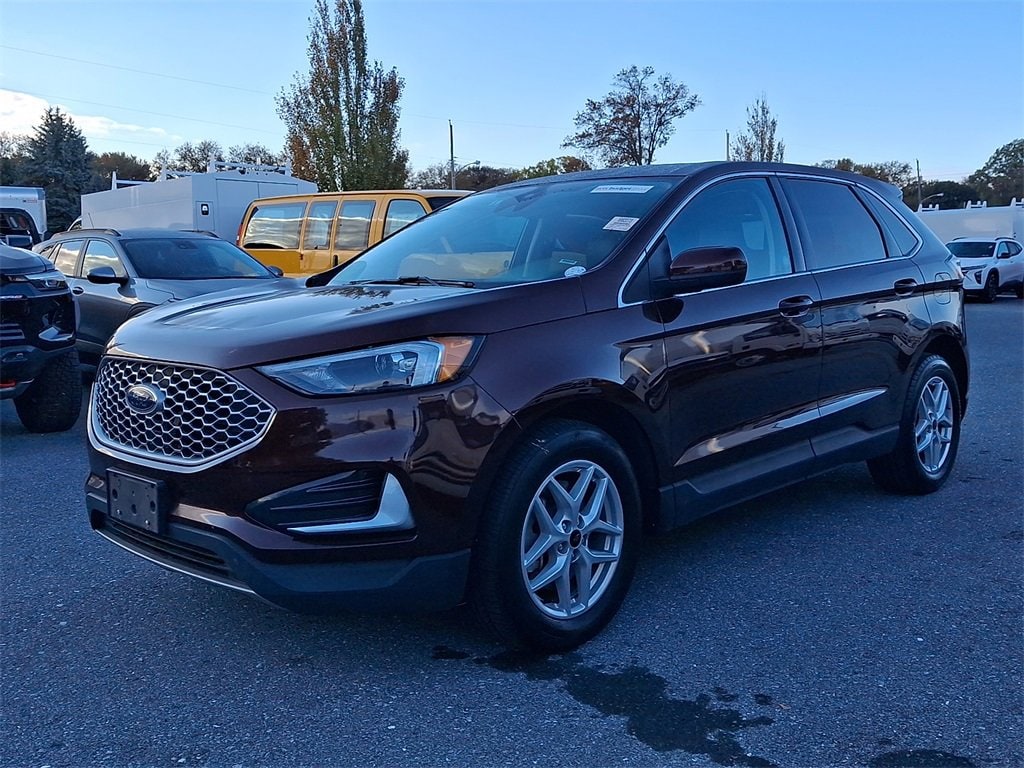 Used 2024 Ford Edge SEL SUV