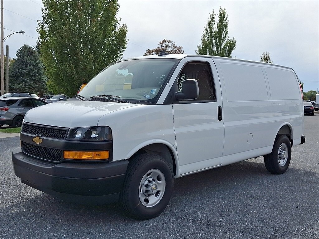 New 2025 Chevrolet Express Cargo 3500 WT Van
