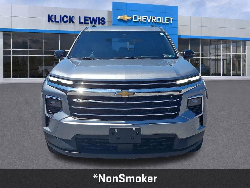 Used 2024 Chevrolet Traverse LT SUV
