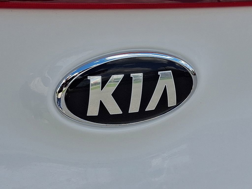 2018 Kia Sportage LX - Photo 32