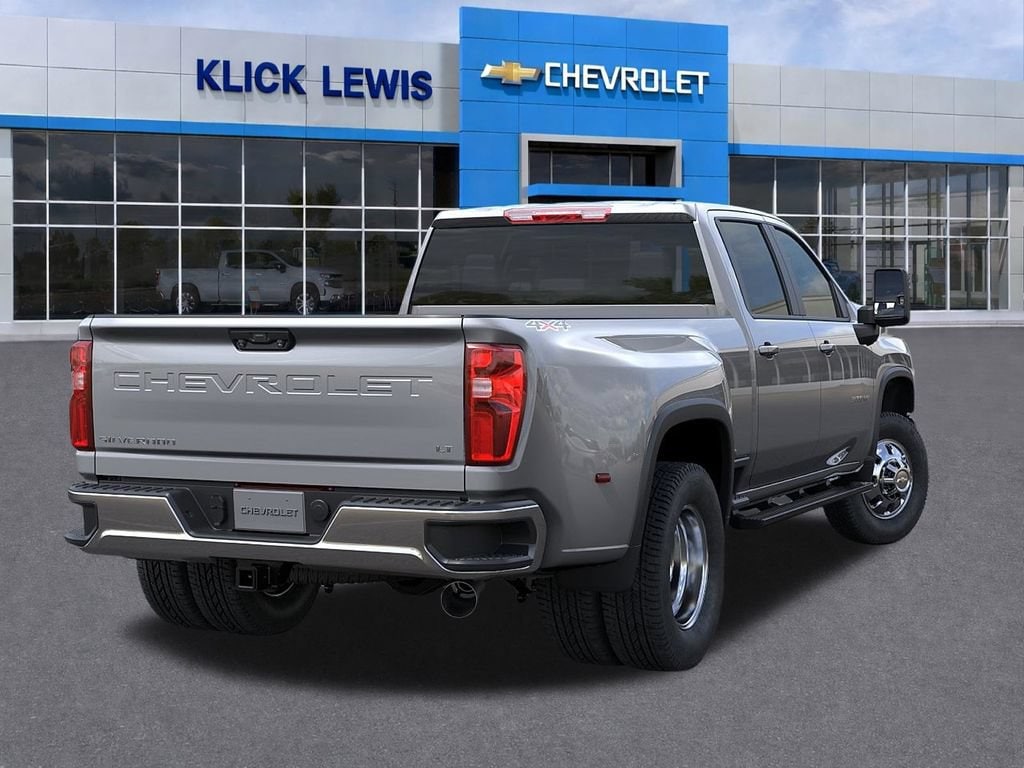 2026 Chevrolet Silverado 3500 HD LT - Photo 4