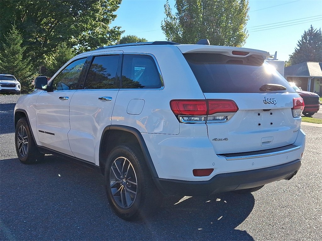 2017 Jeep Grand Cherokee Limited photo 3