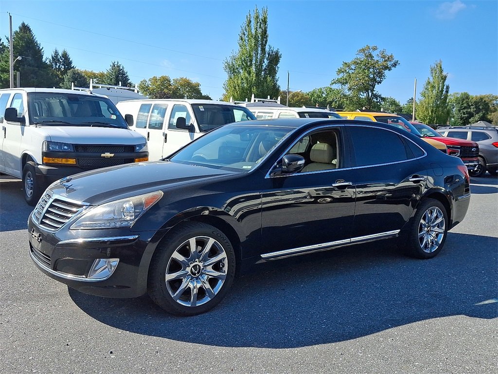 2011 Hyundai Equus Signature photo 2