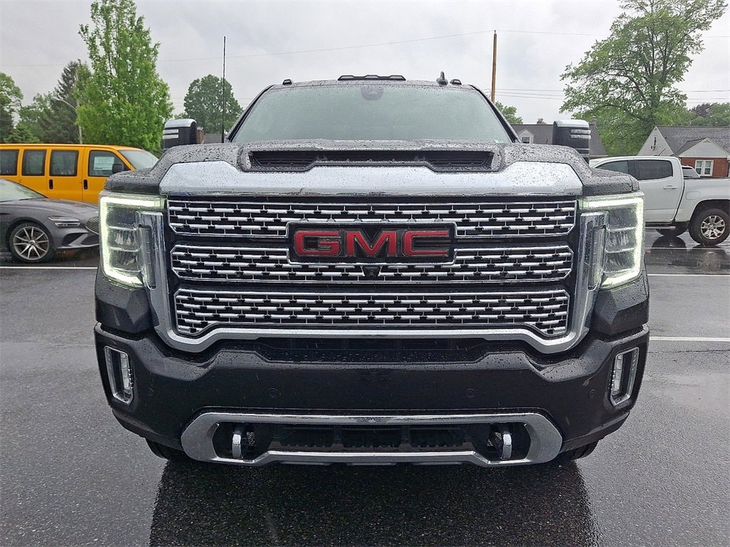 Used 2022 GMC Sierra 2500HD Denali with VIN 1GT19REY9NF121952 for sale in Palmyra, PA