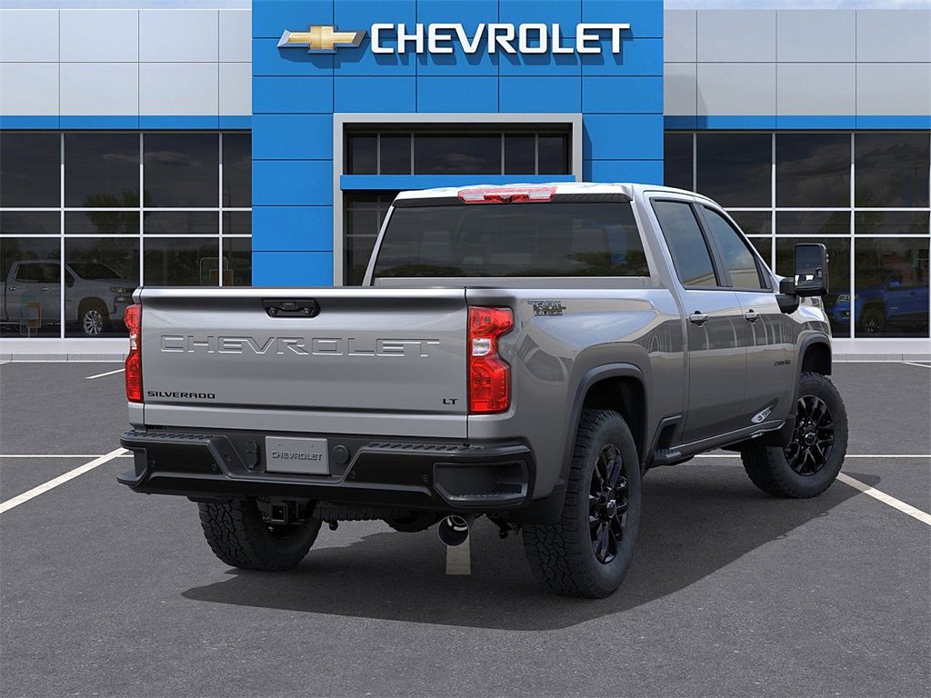 2026 Chevrolet Silverado LT photo 4