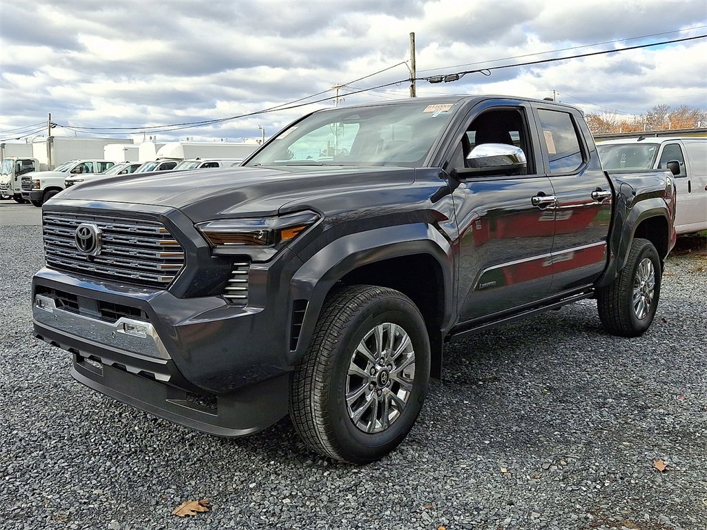 2025 Toyota Tacoma Limited photo 3