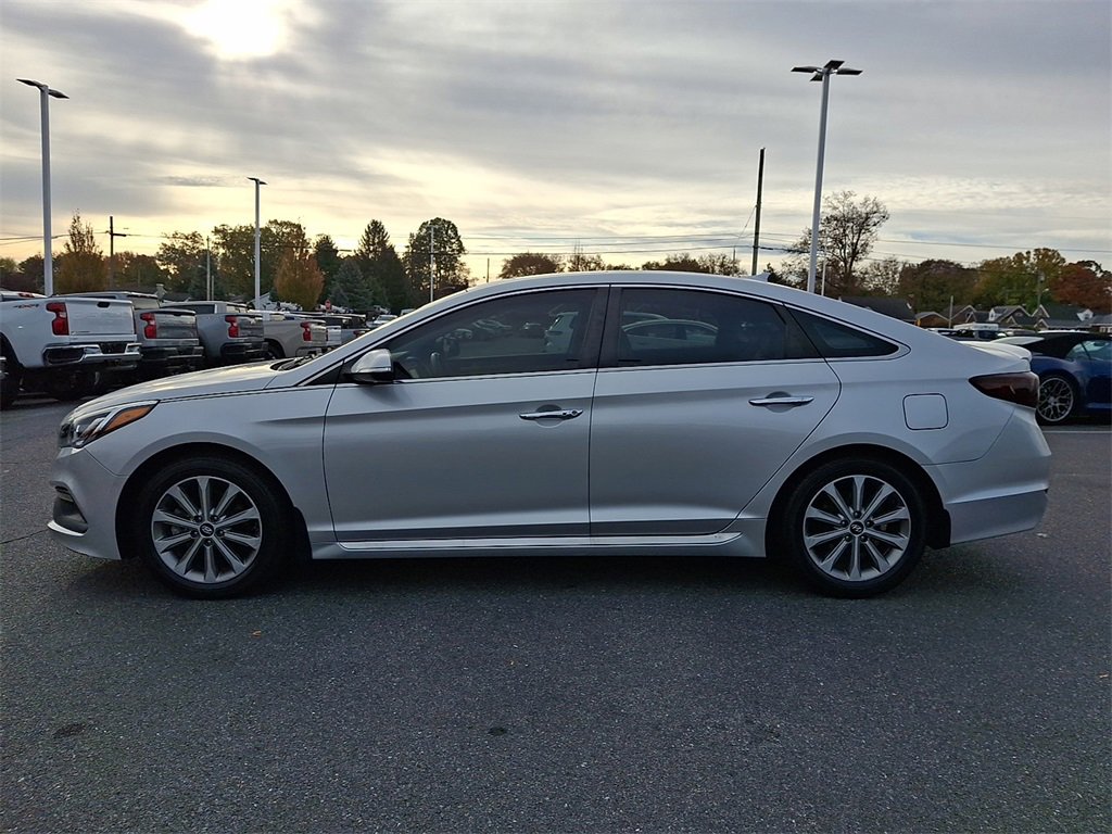 2017 Hyundai Sonata Limited photo 3